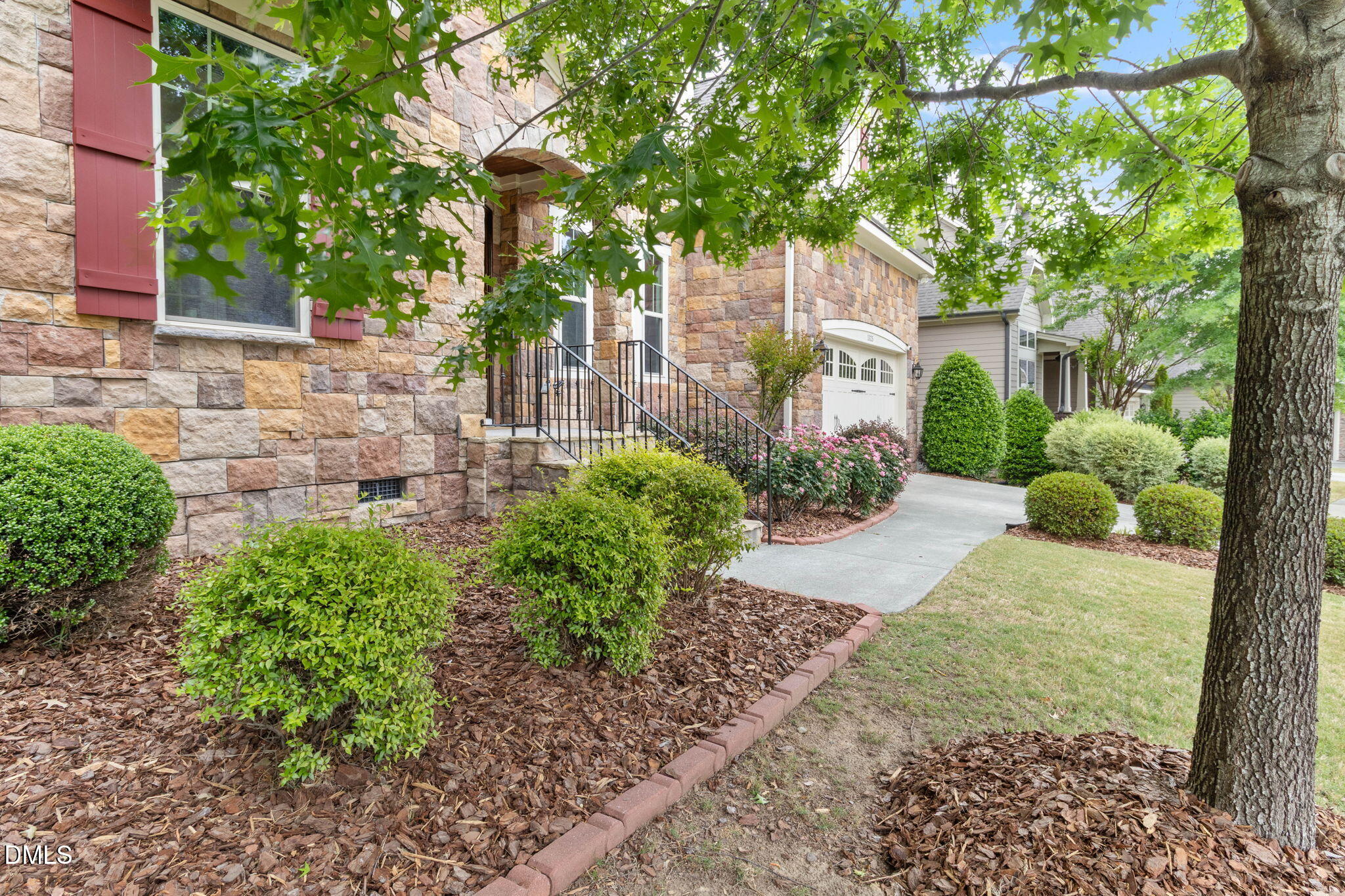 main property photo 79
