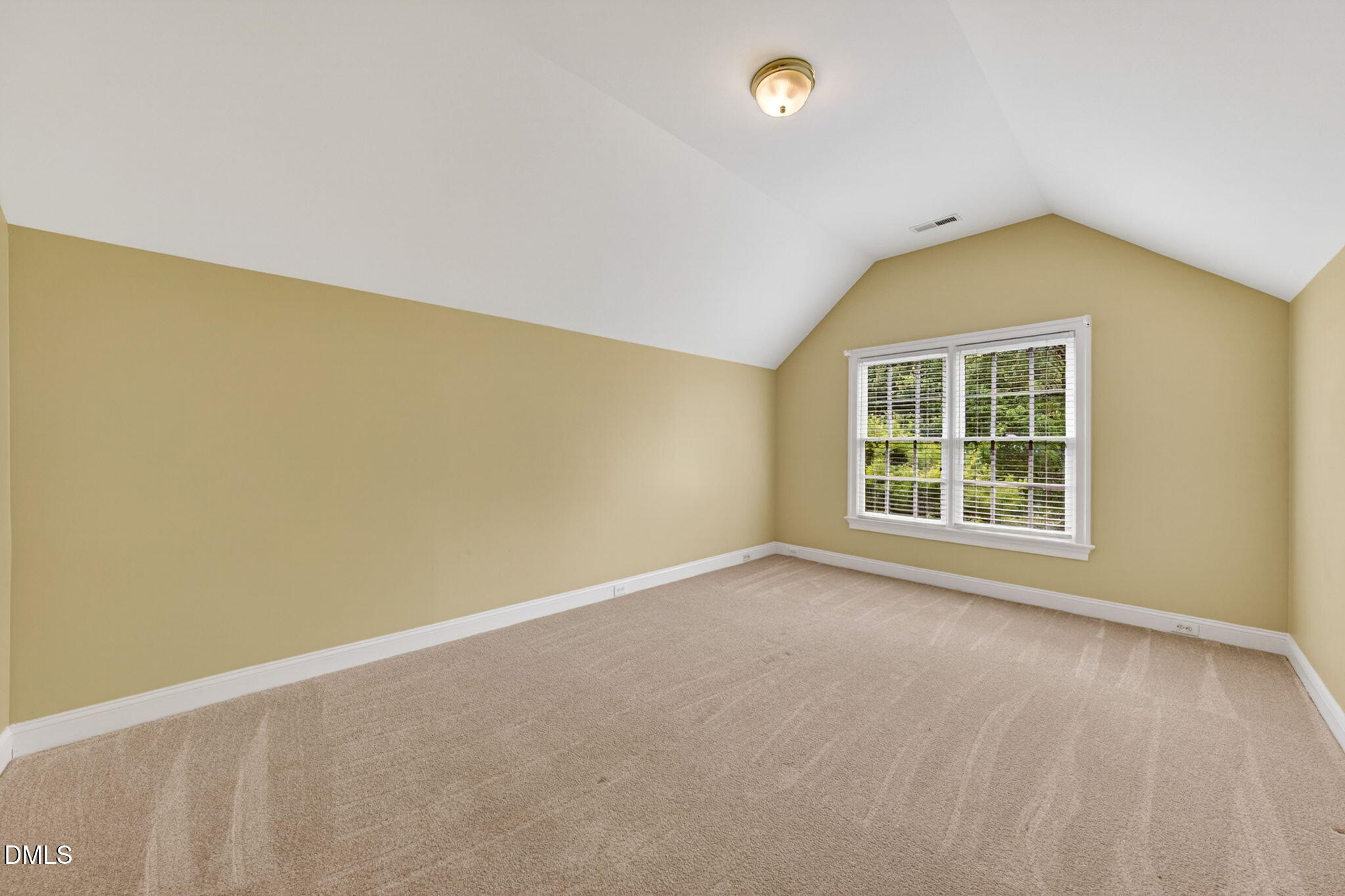 main property photo 66