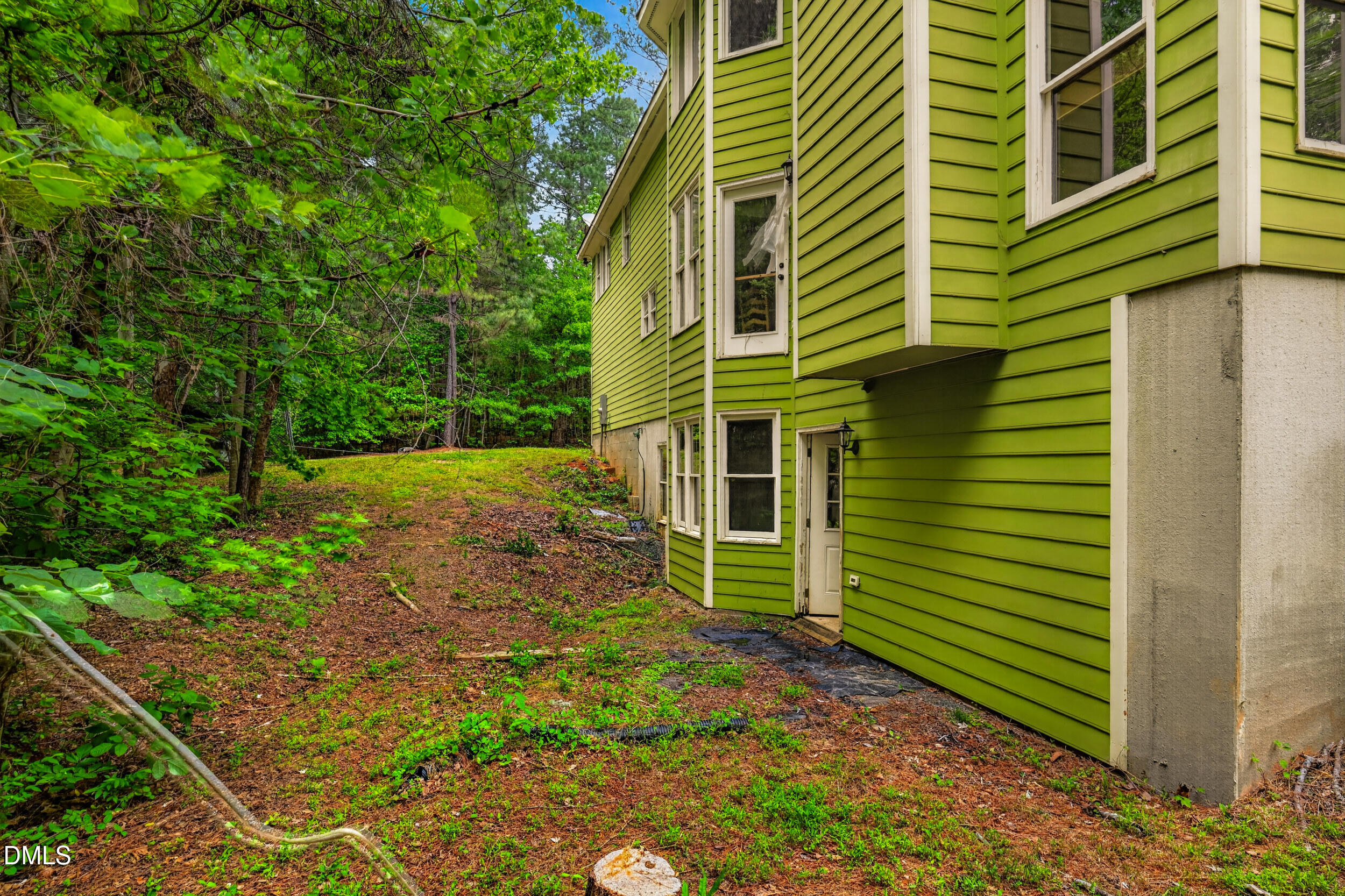 main property photo 44