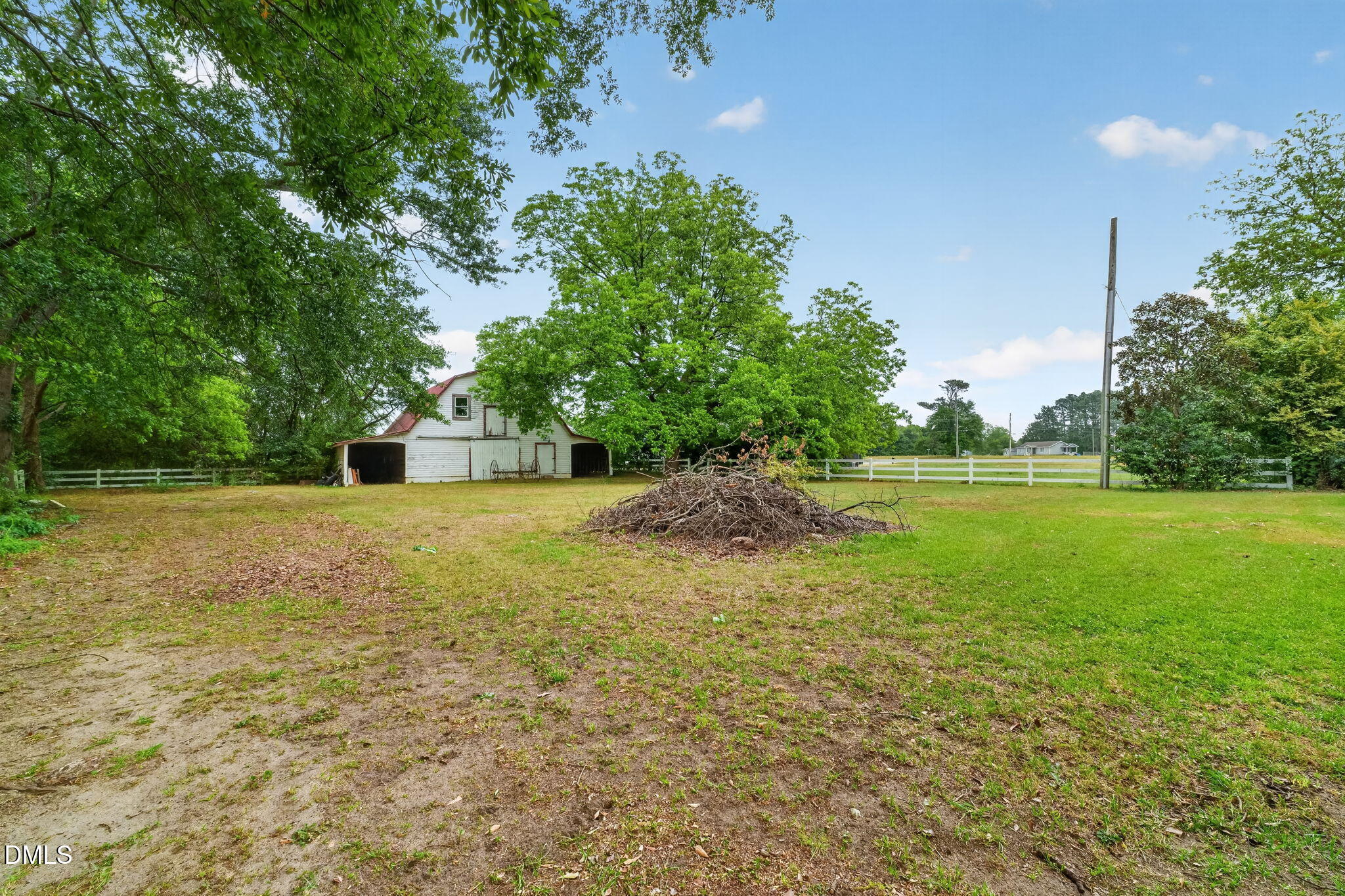 main property photo 89