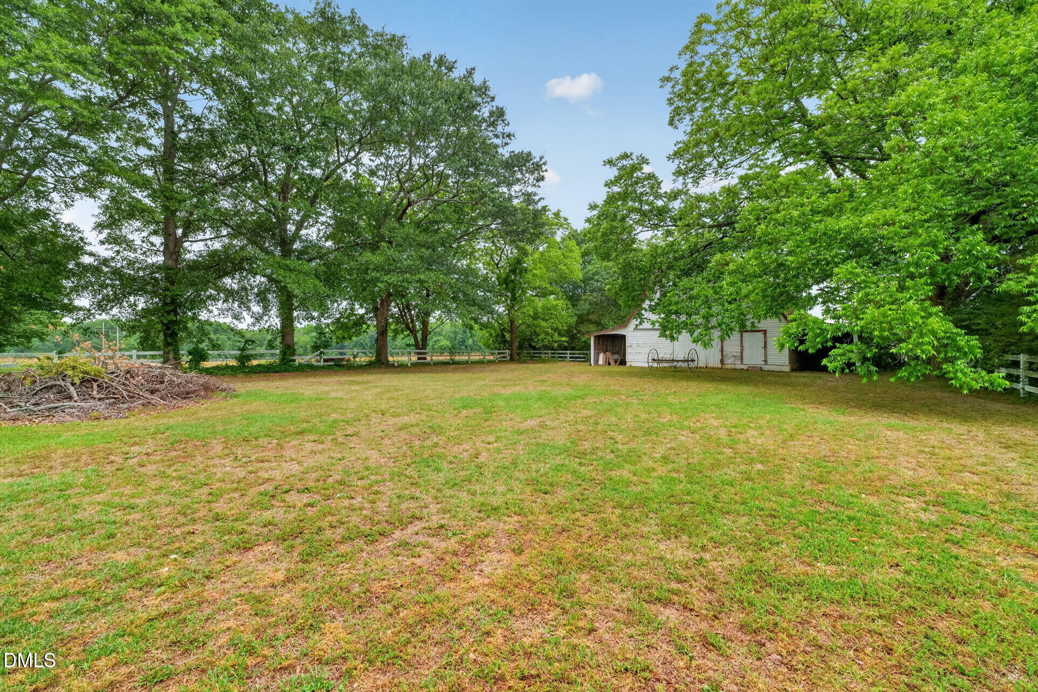 main property photo 90