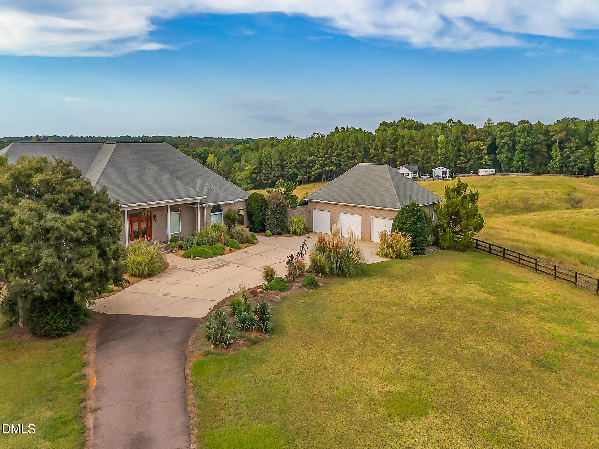 main property photo 99