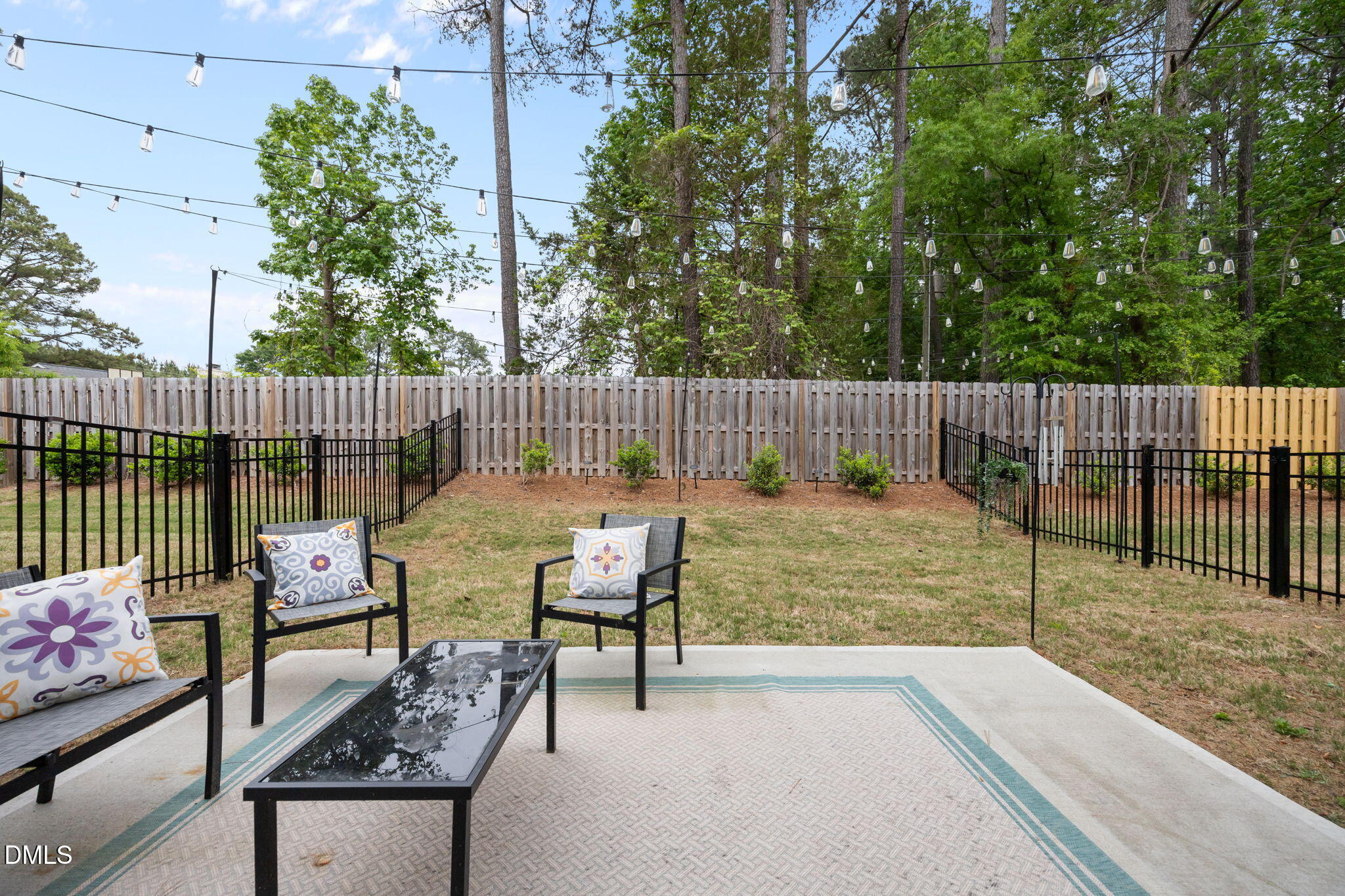 main property photo 18