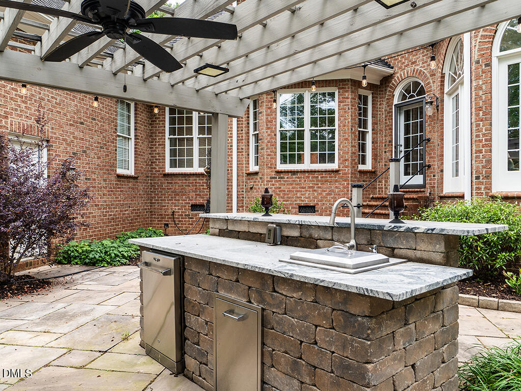 main property photo 60