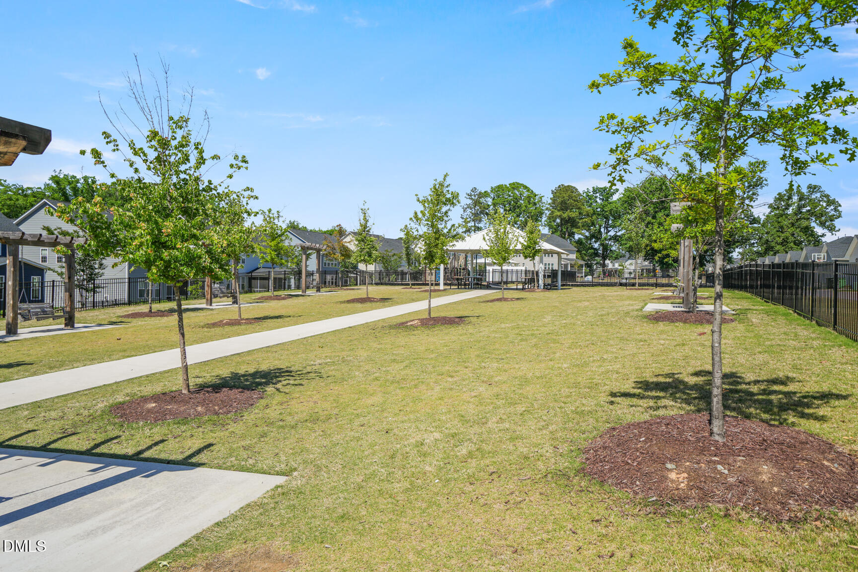 main property photo 50