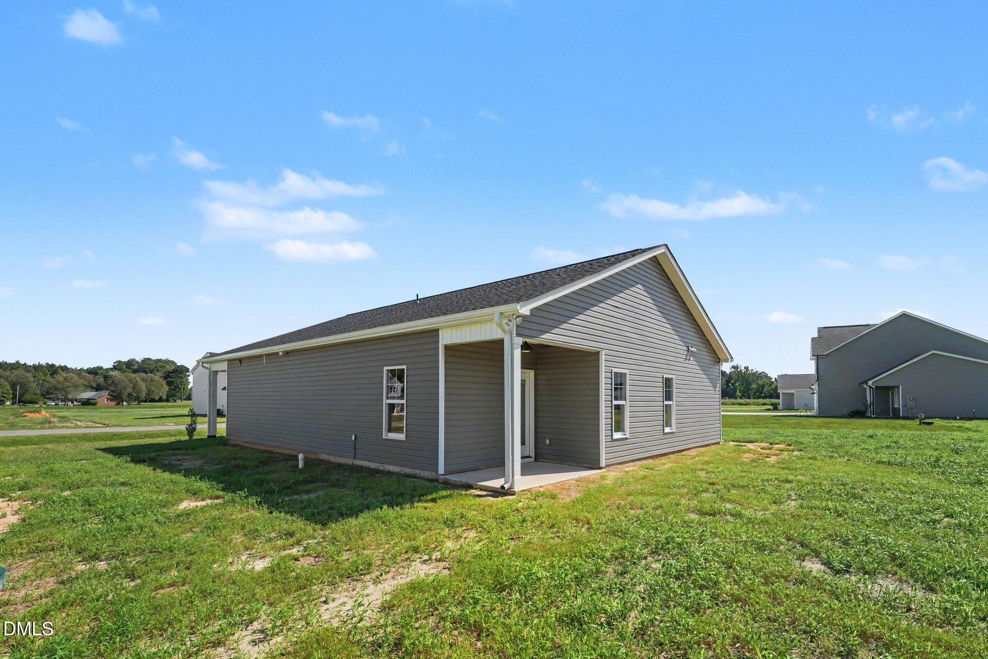 main property photo 25