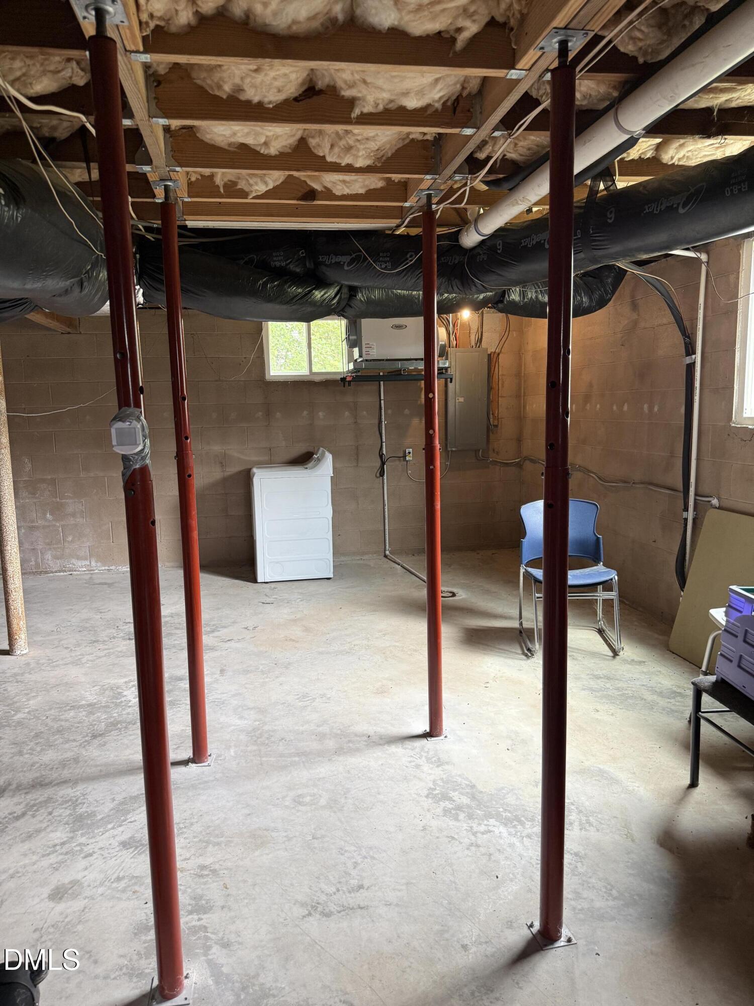 main property photo 25