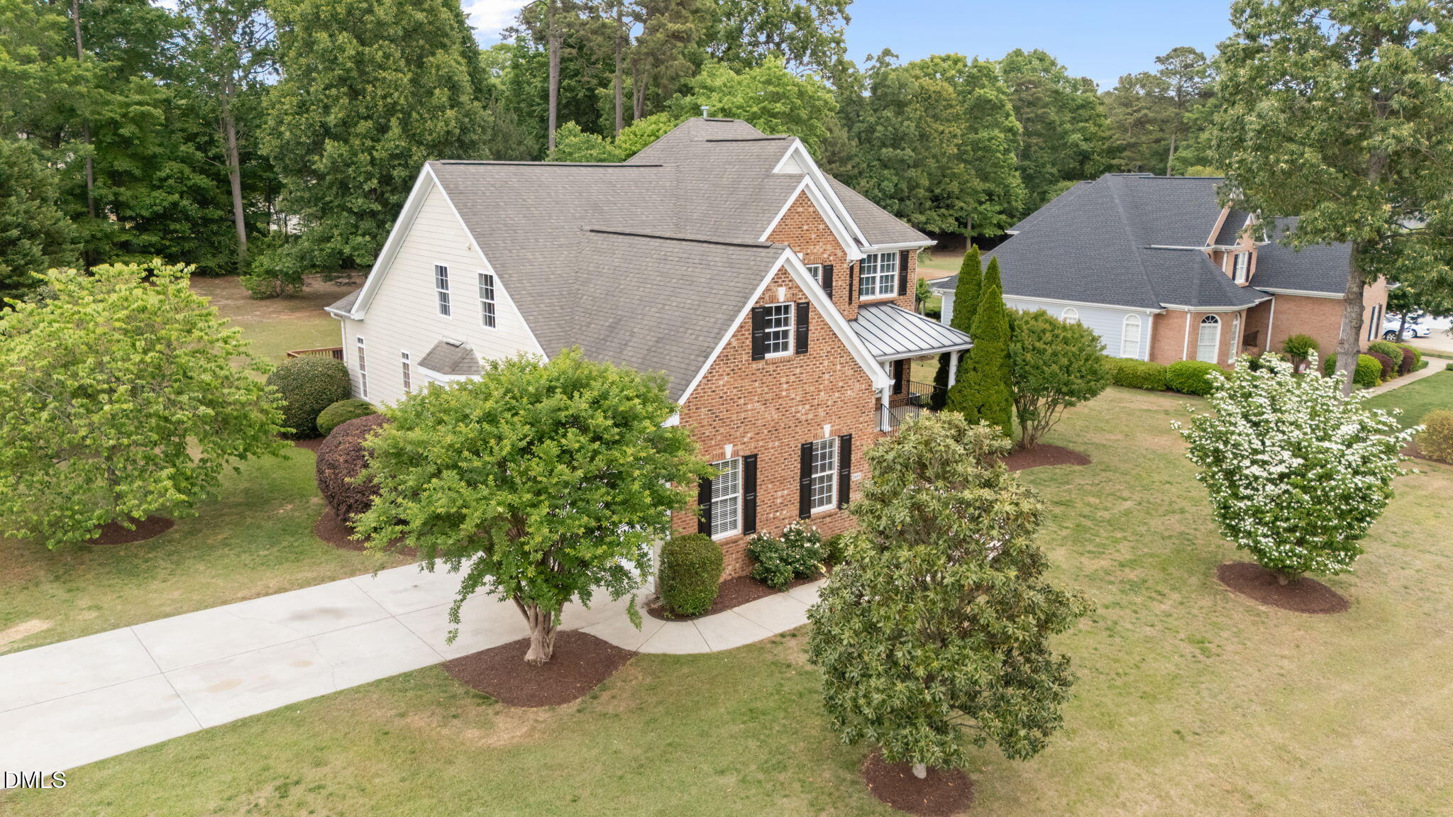 main property photo 41