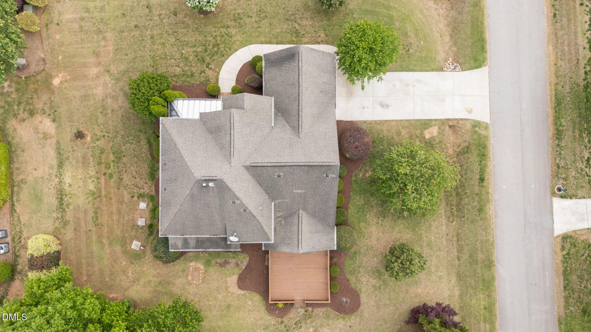 main property photo 47
