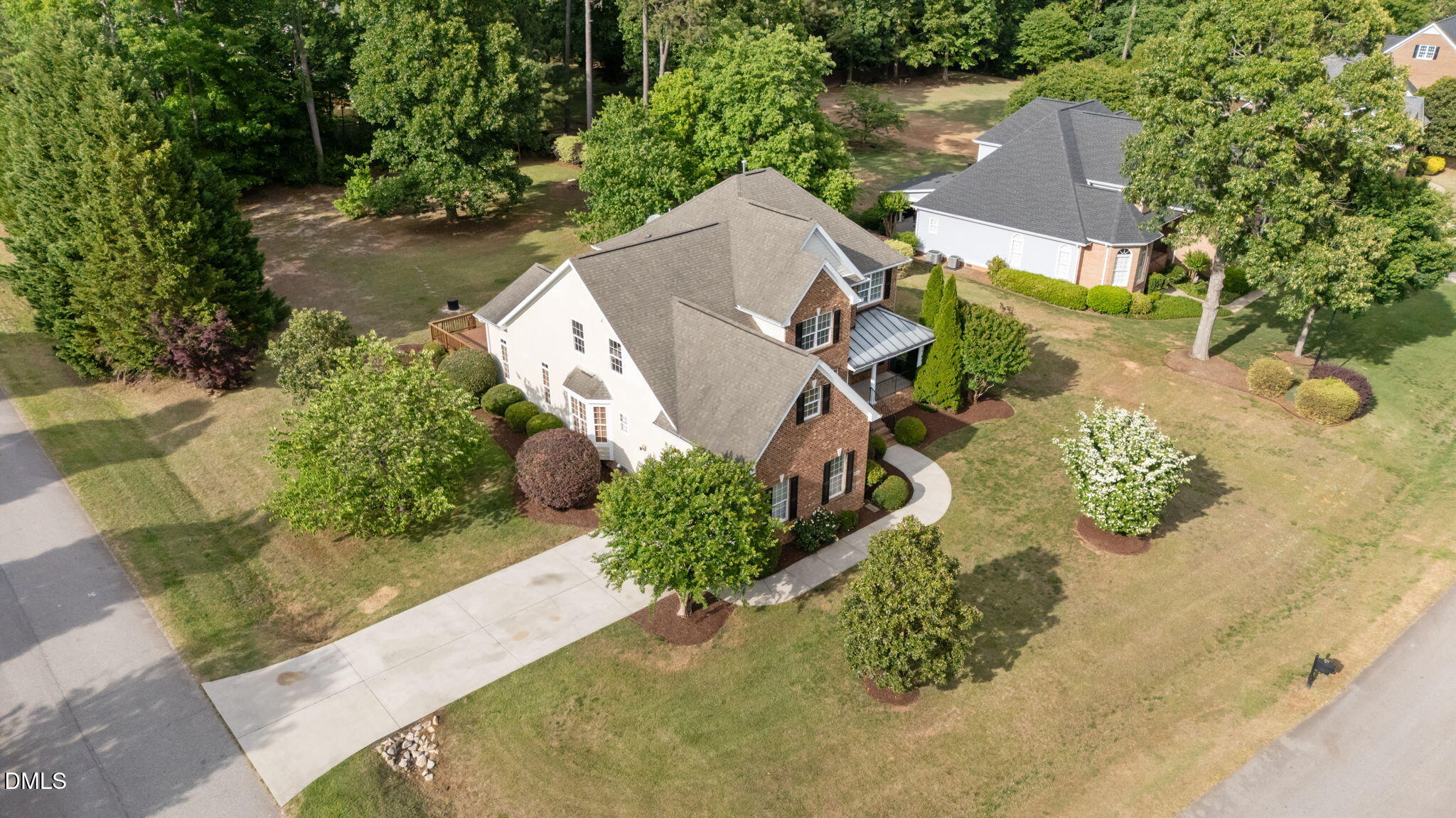 main property photo 48