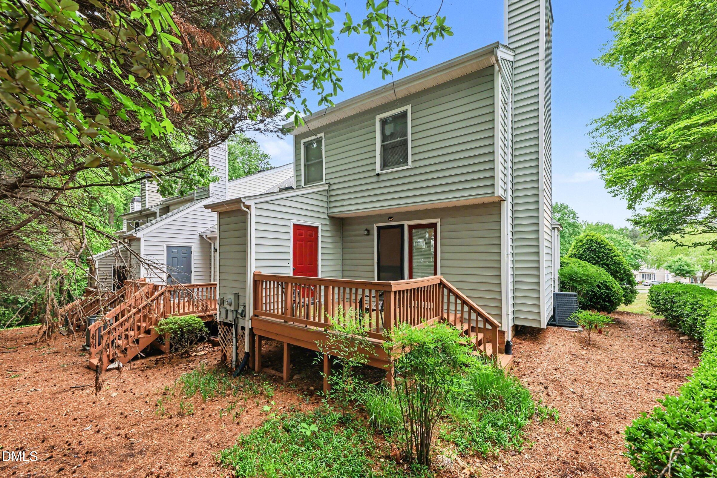 main property photo 25