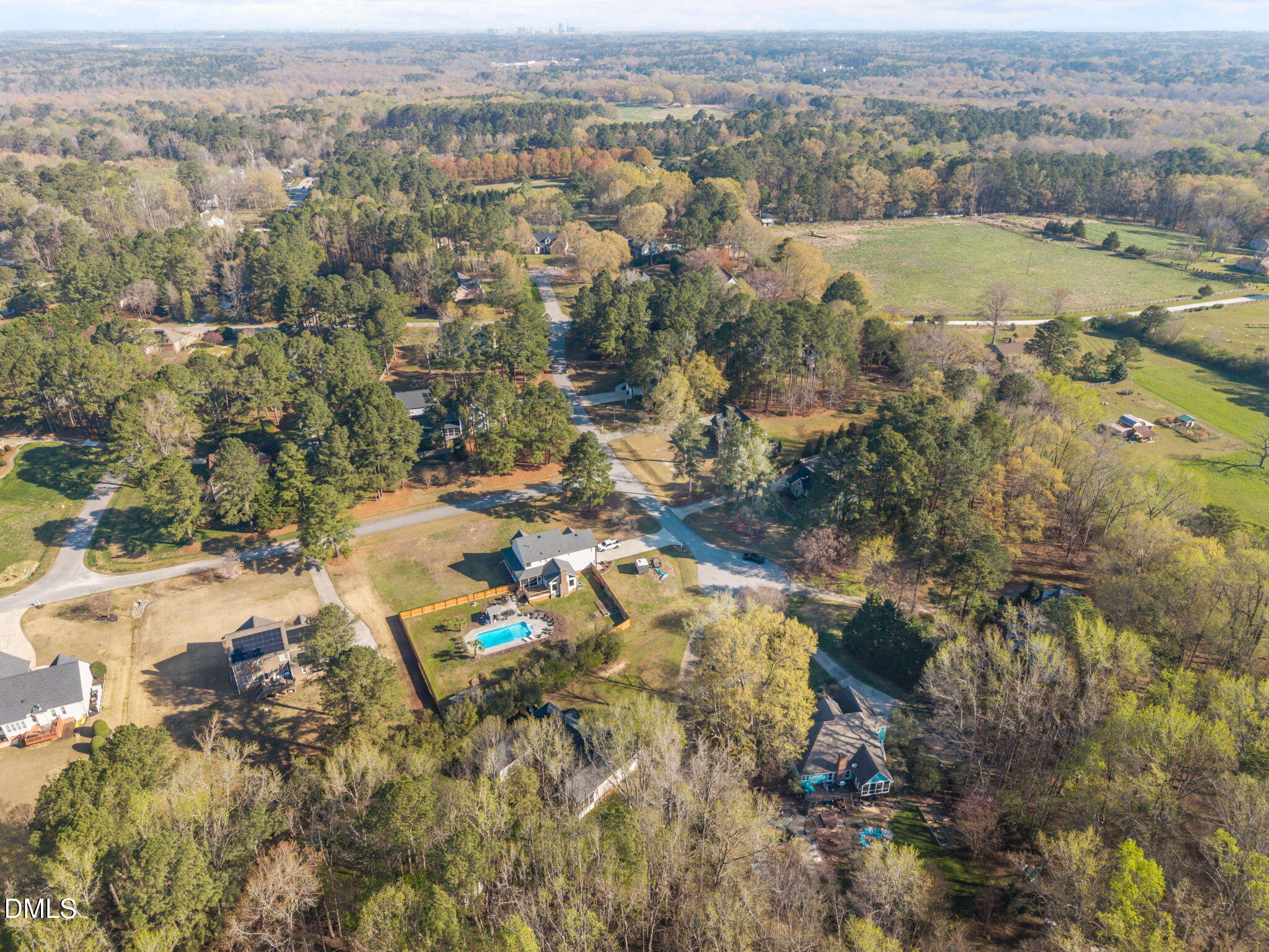 main property photo 41