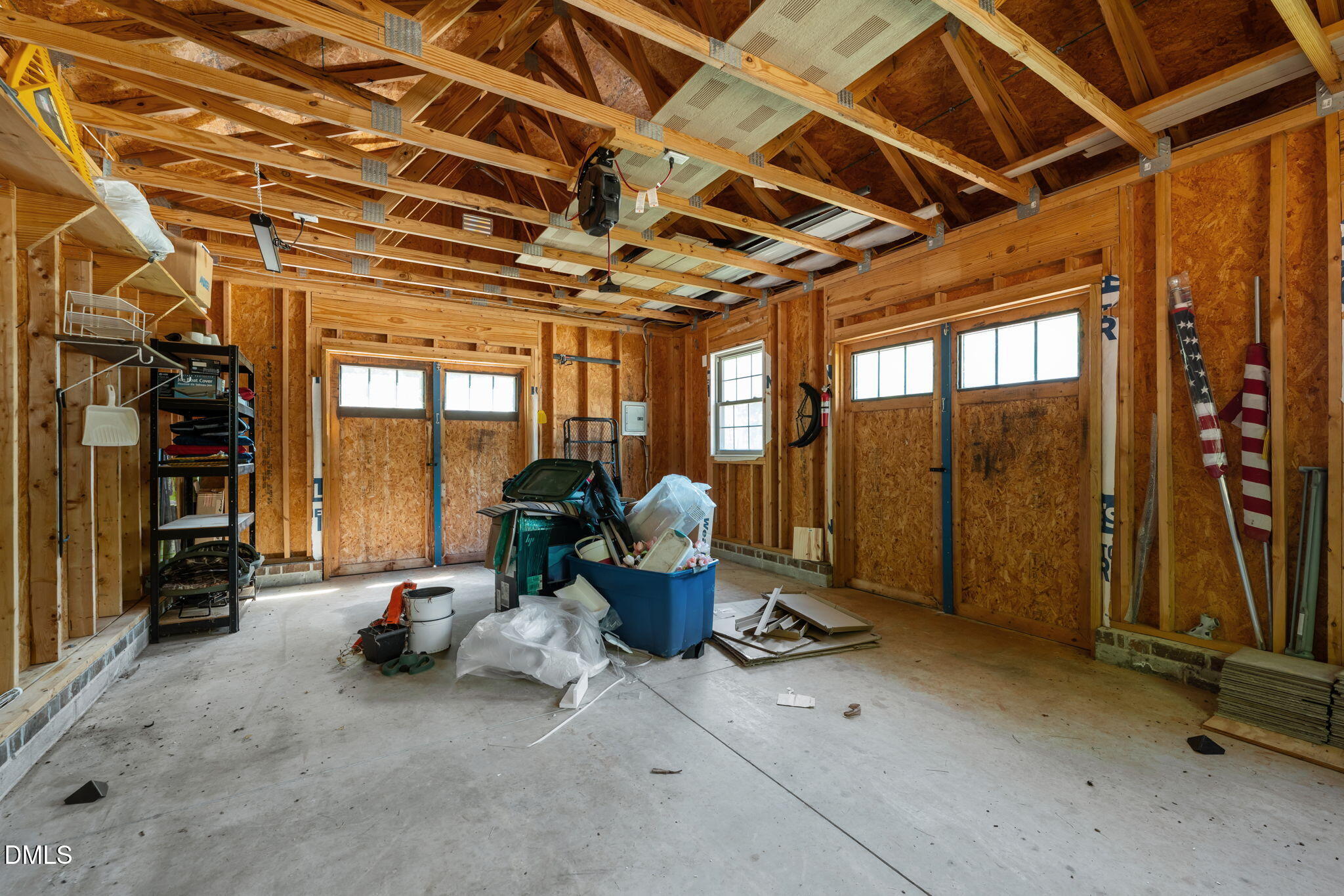 main property photo 35