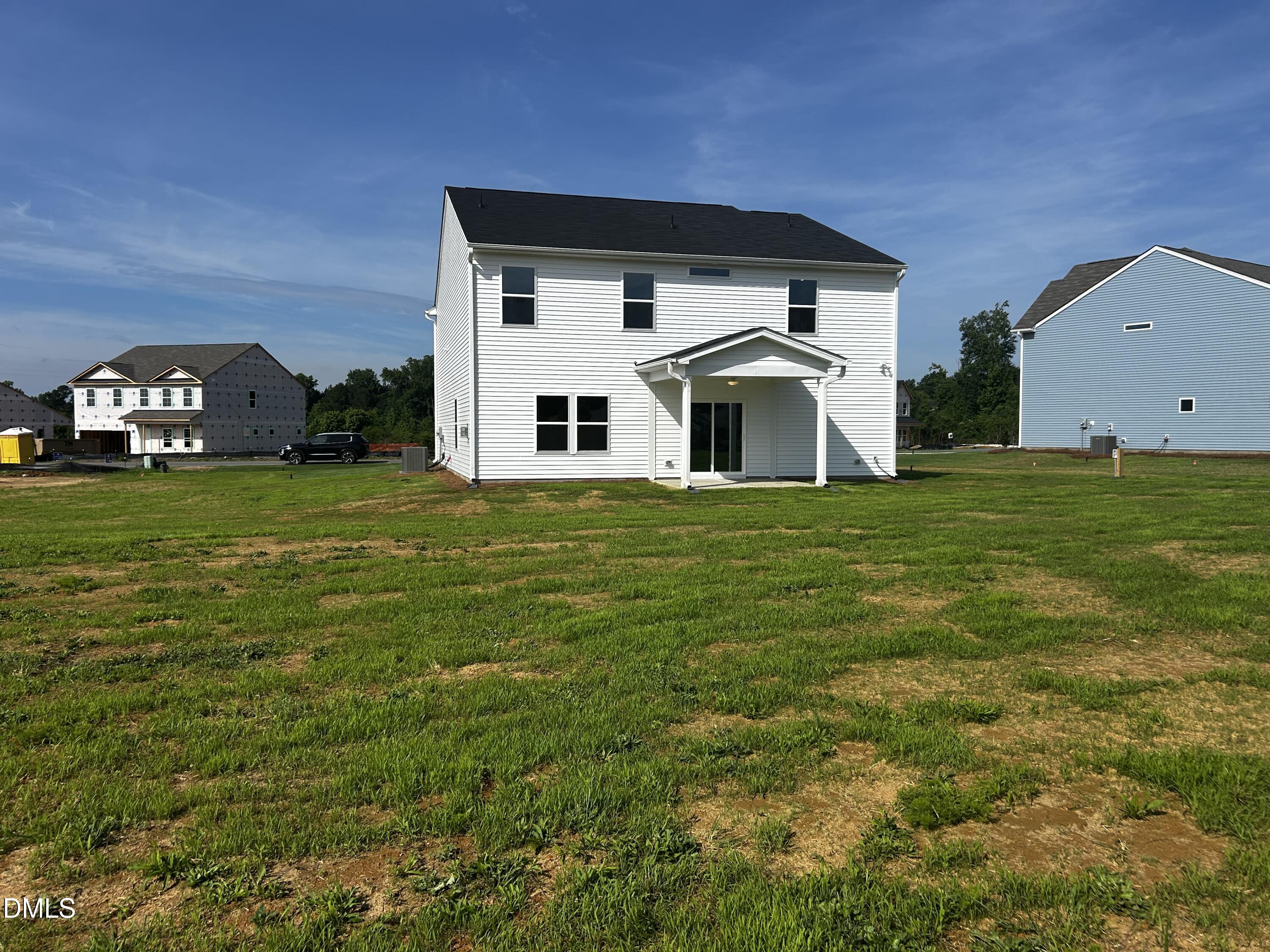 main property photo 6