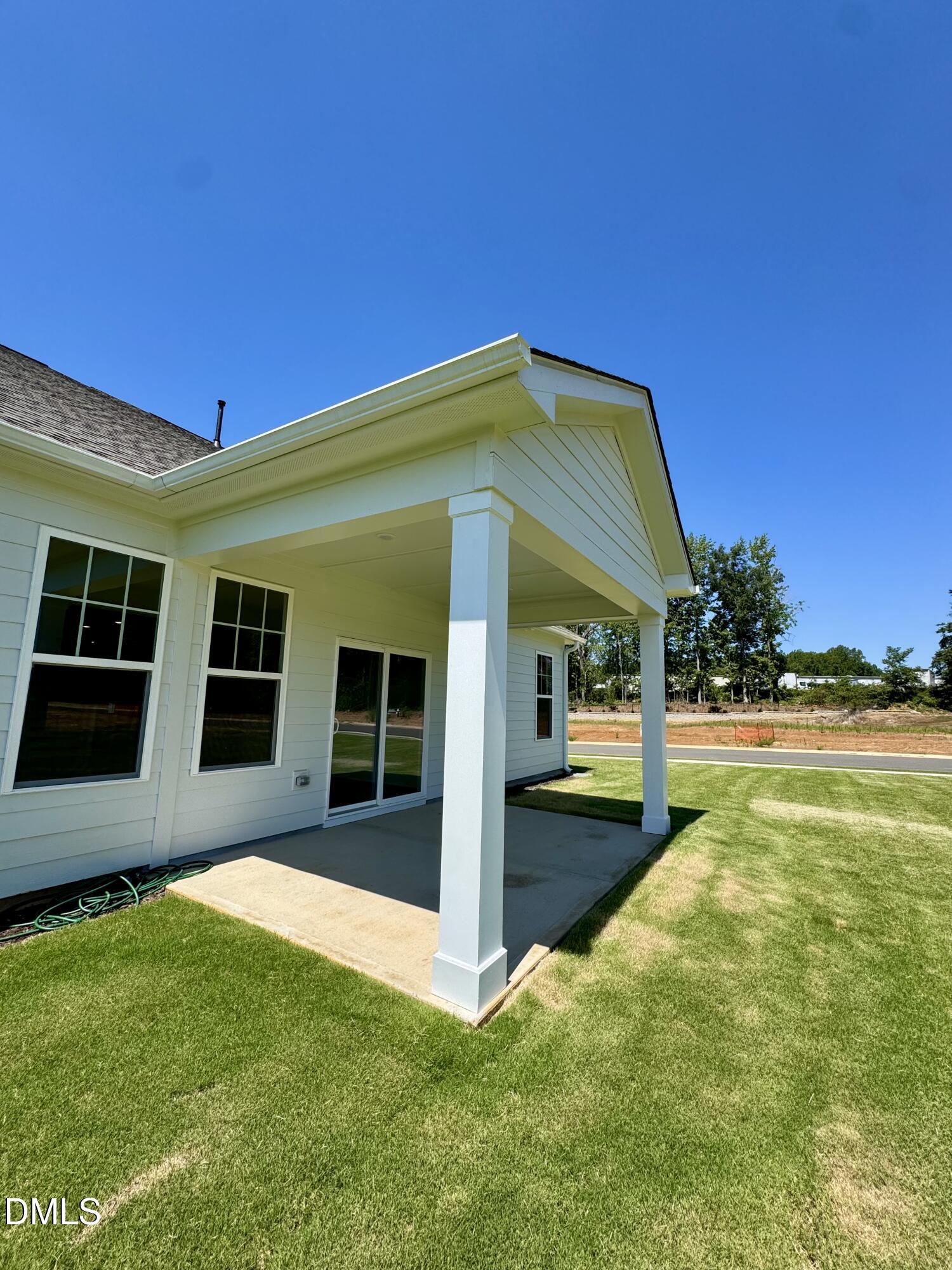 main property photo 29