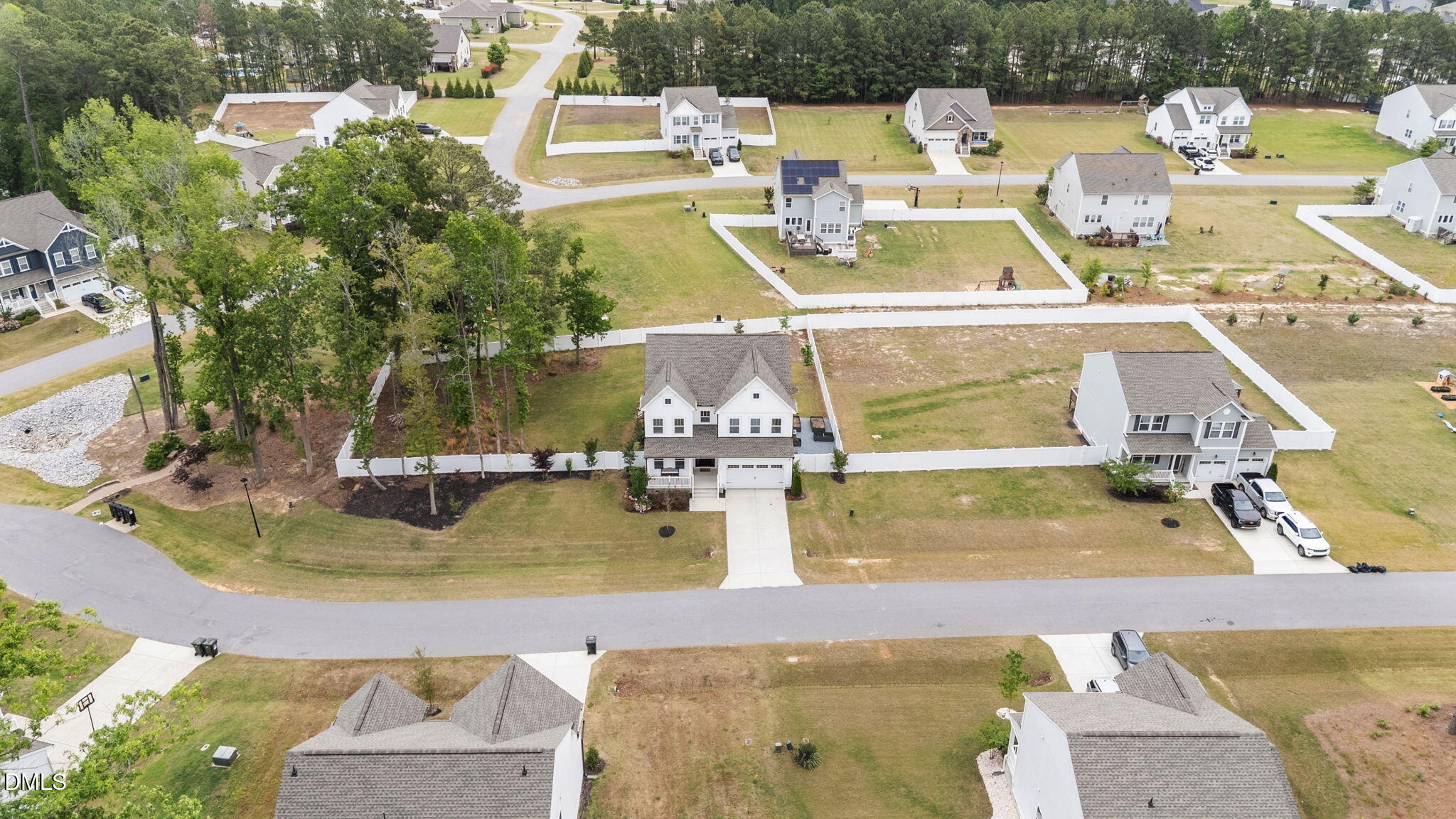 main property photo 33