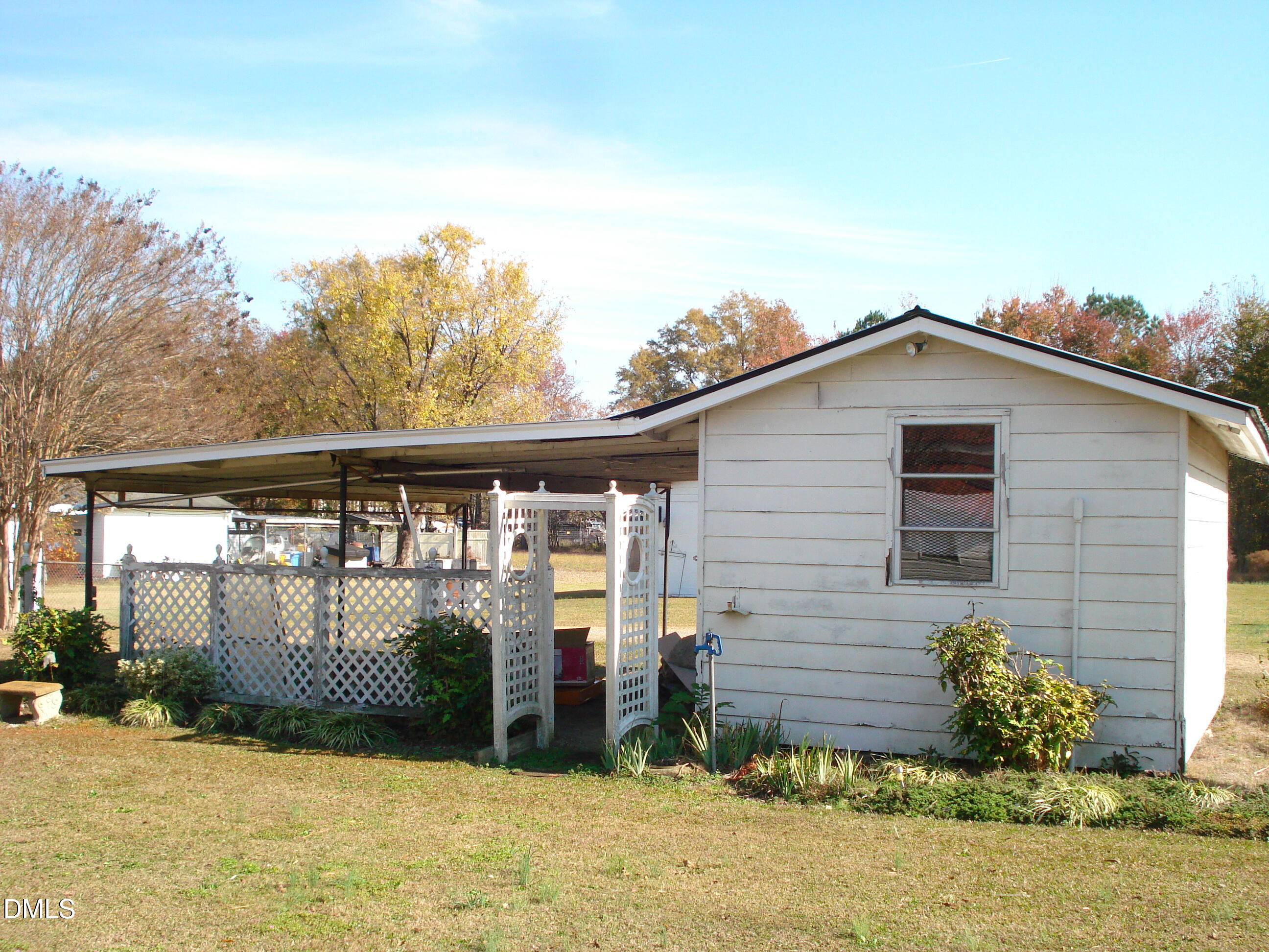 main property photo 20