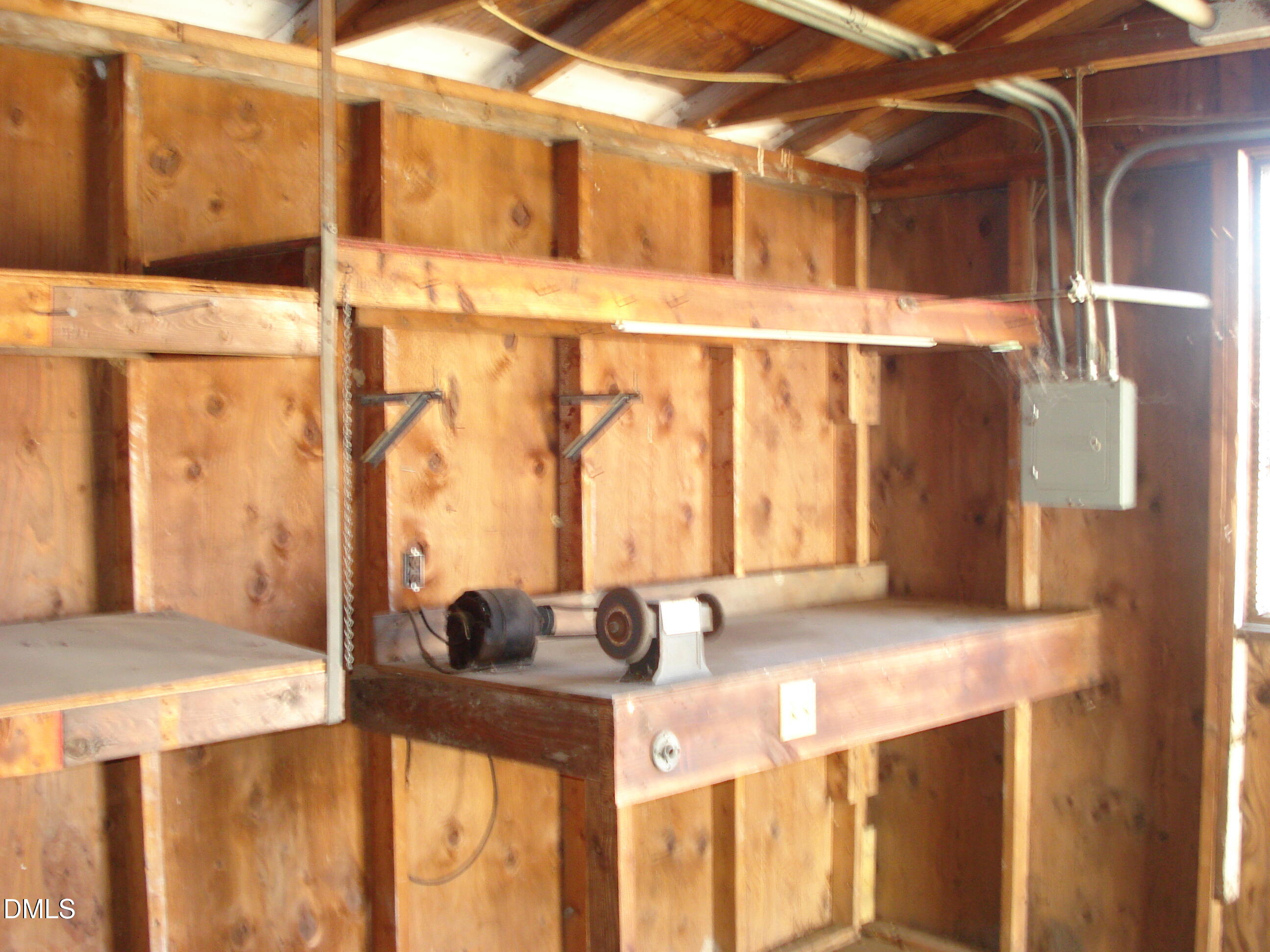 main property photo 30