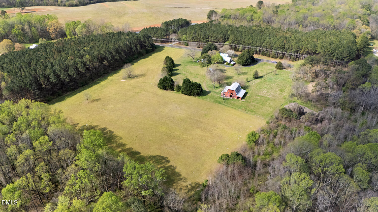 main property photo 30