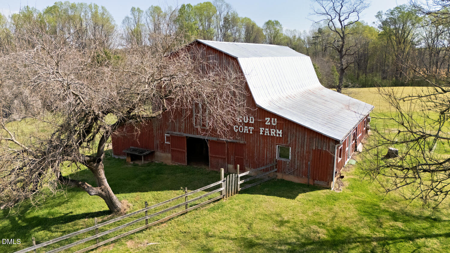 main property photo 34