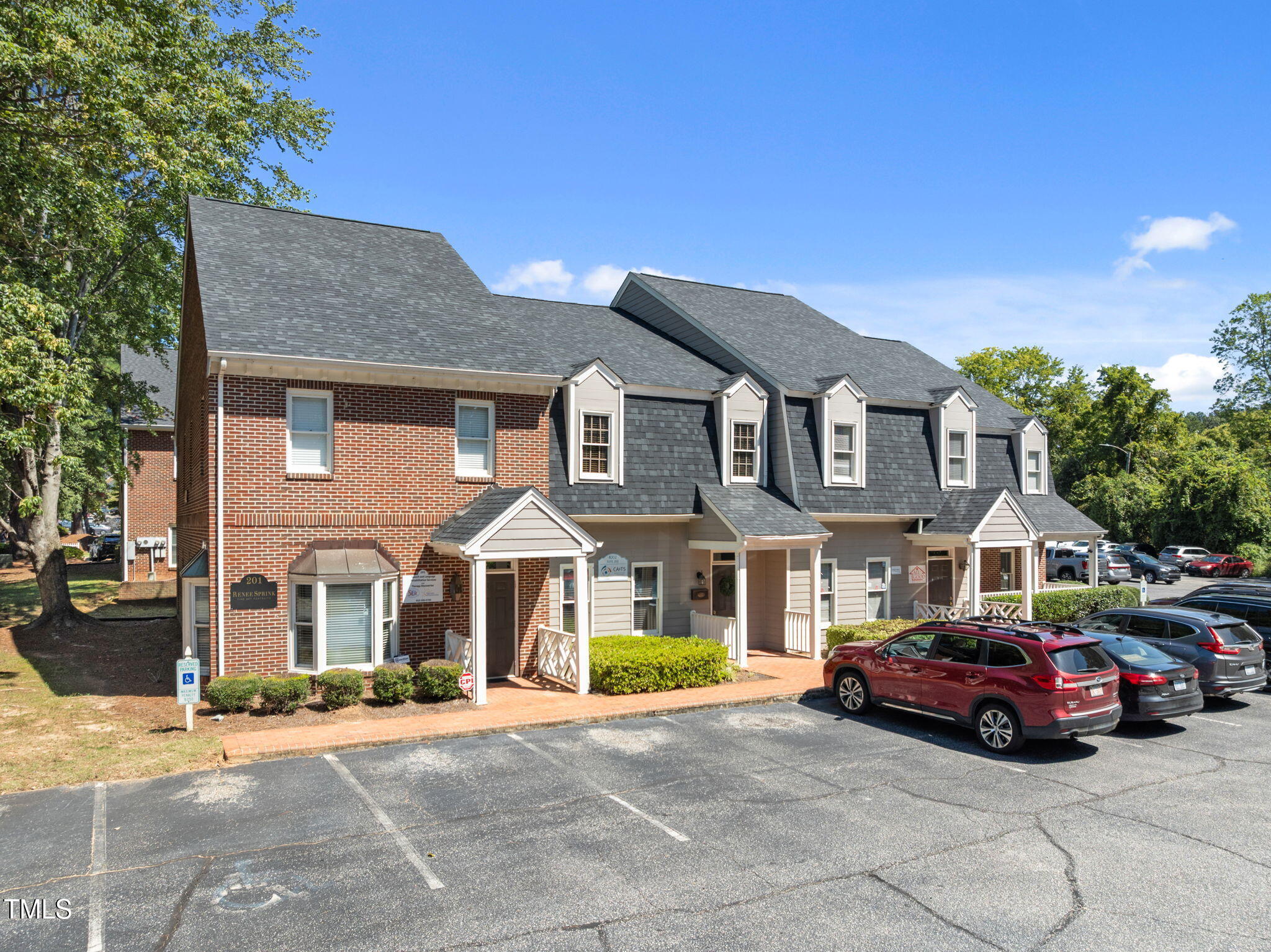 main property photo 22