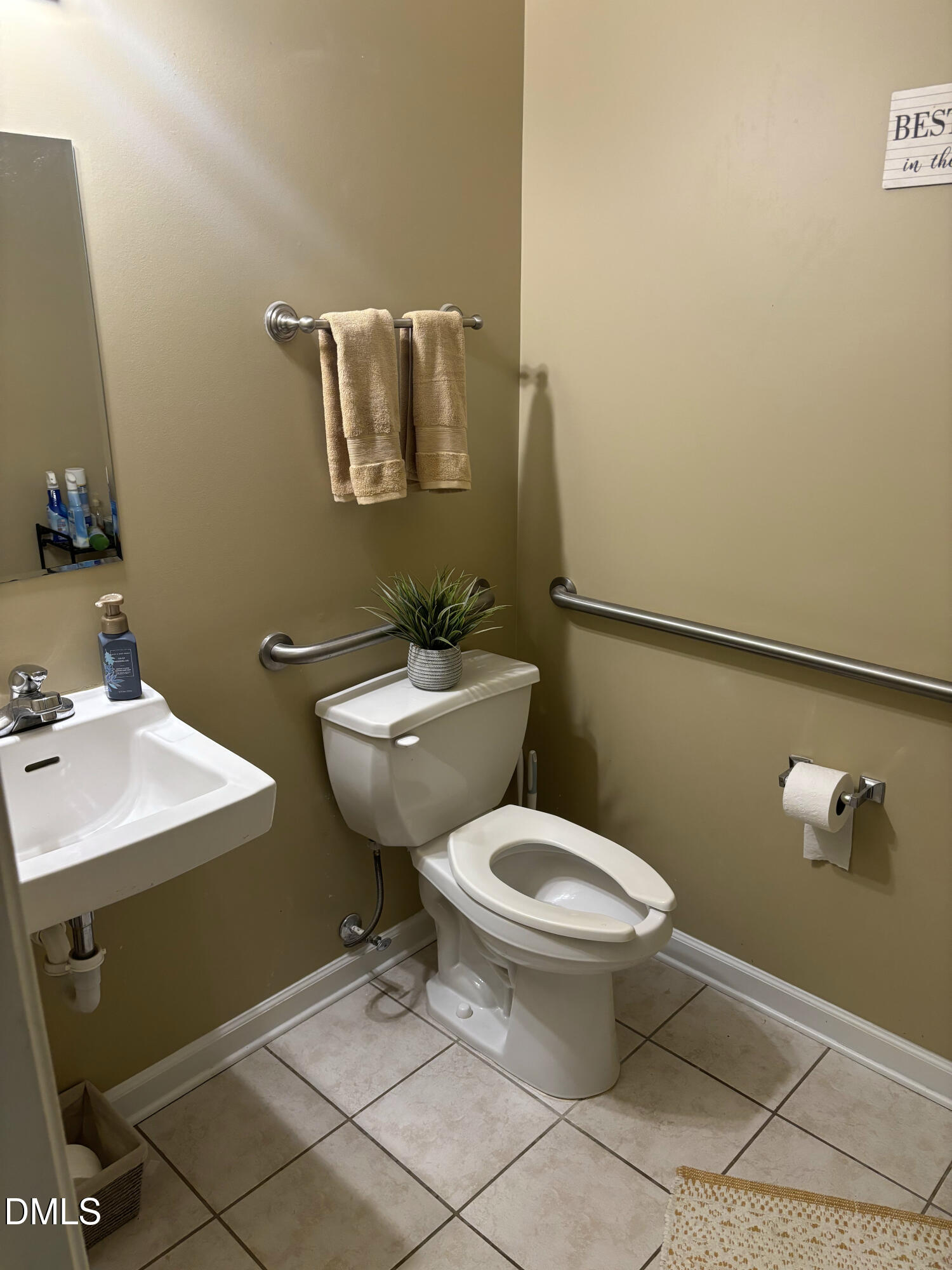 main property photo 12