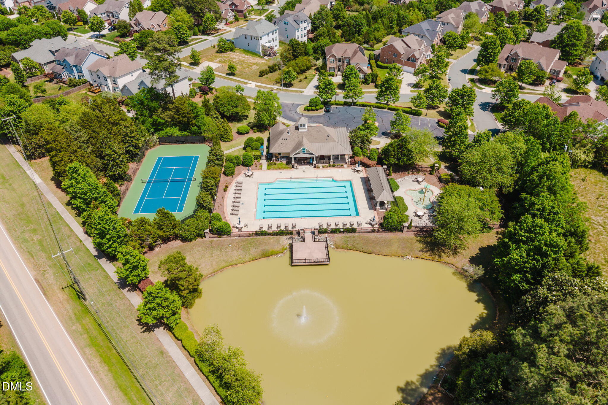 main property photo 60