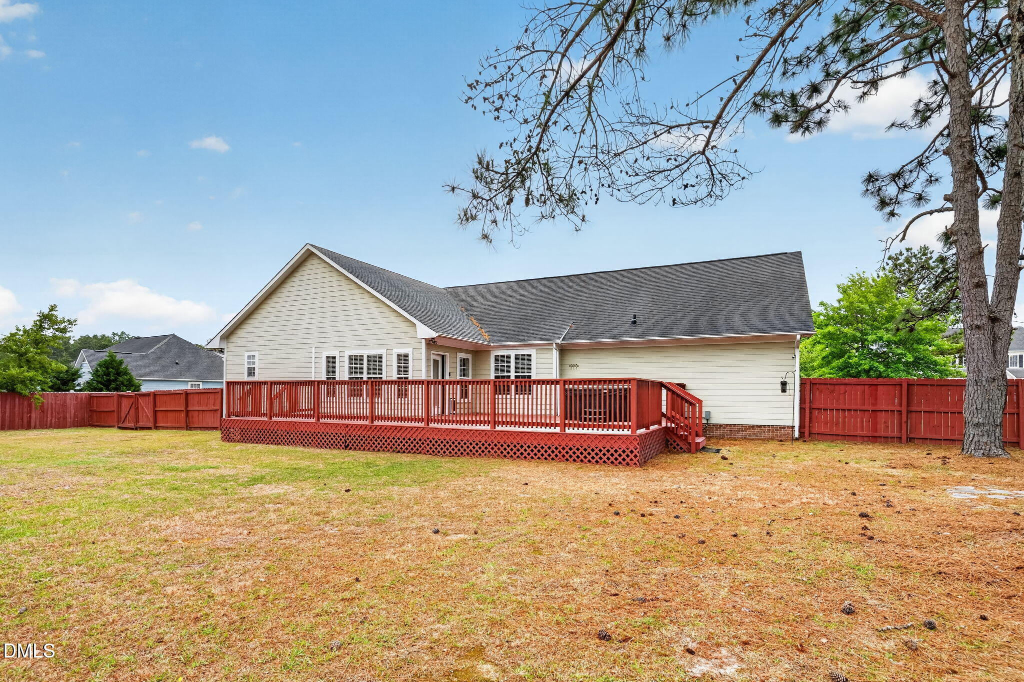 main property photo 38