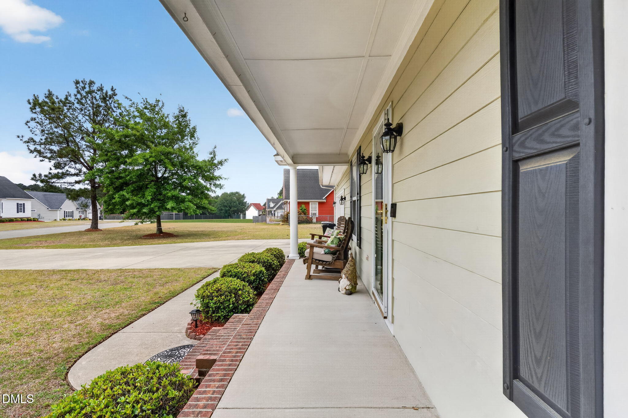 main property photo 7