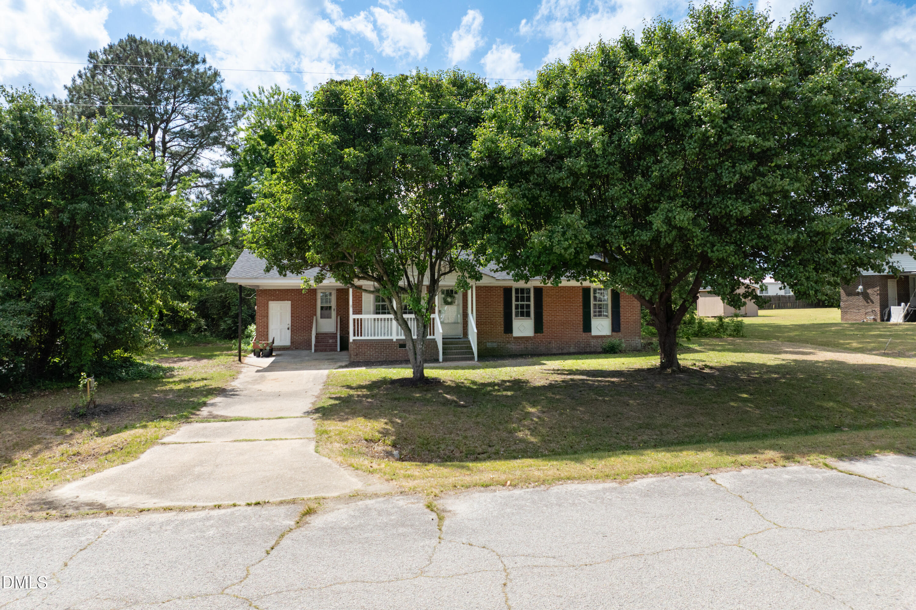 main property photo 19