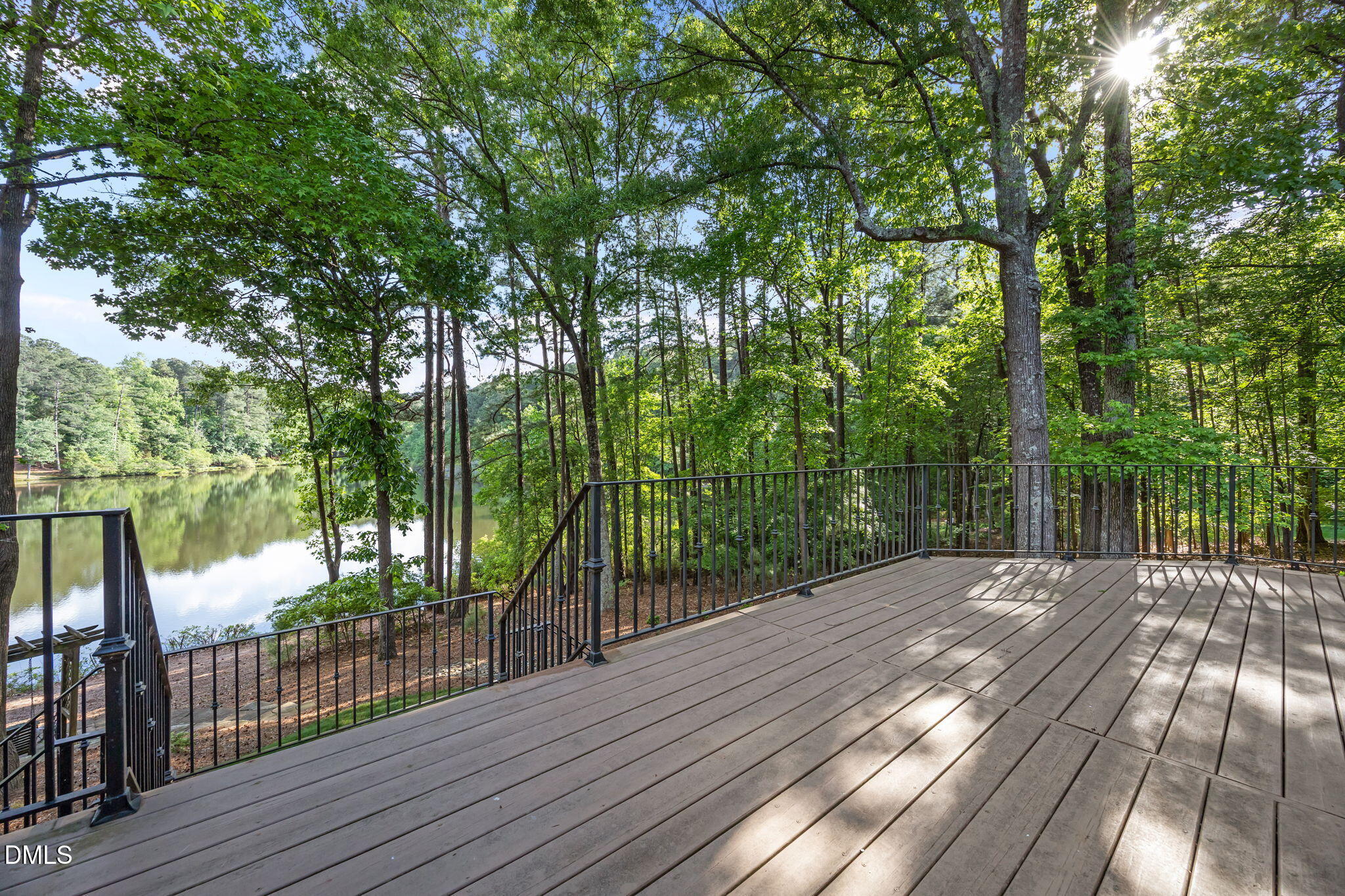 main property photo 41