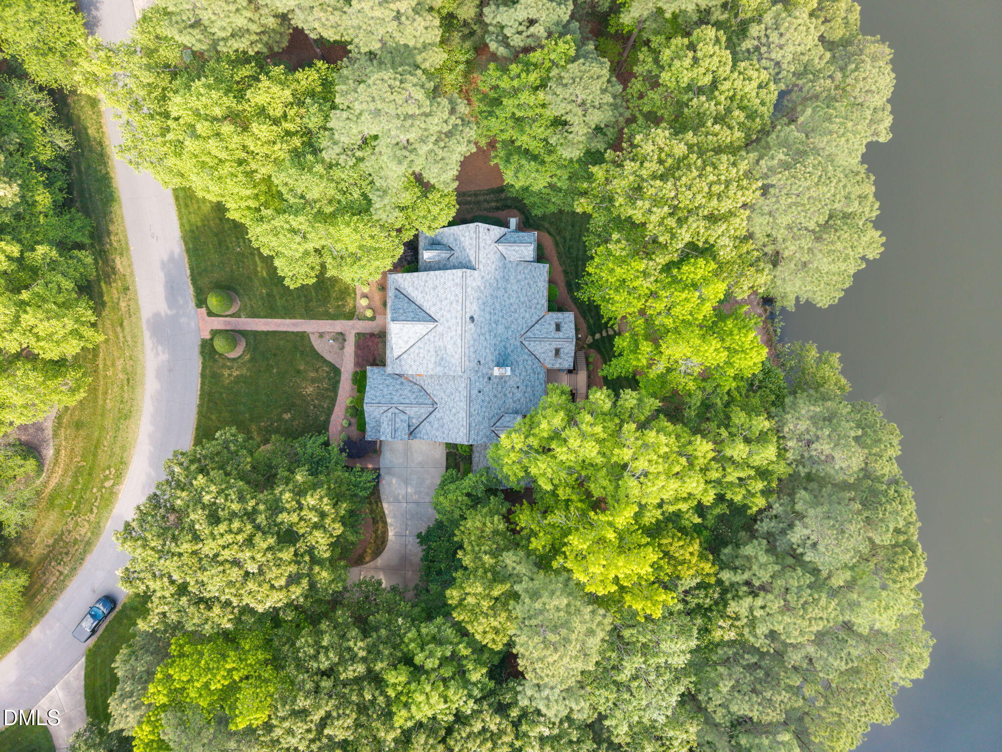 main property photo 43