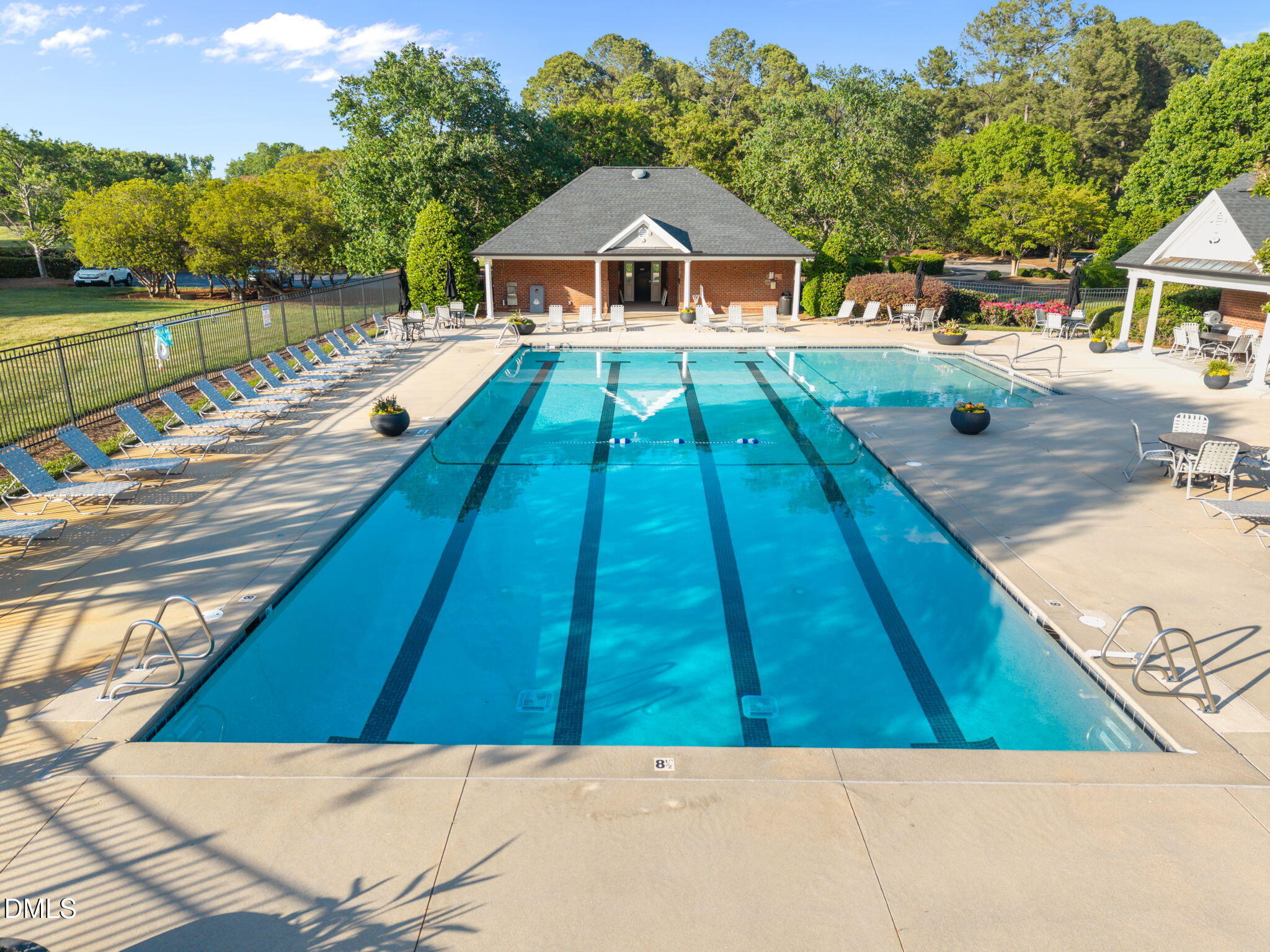 main property photo 49