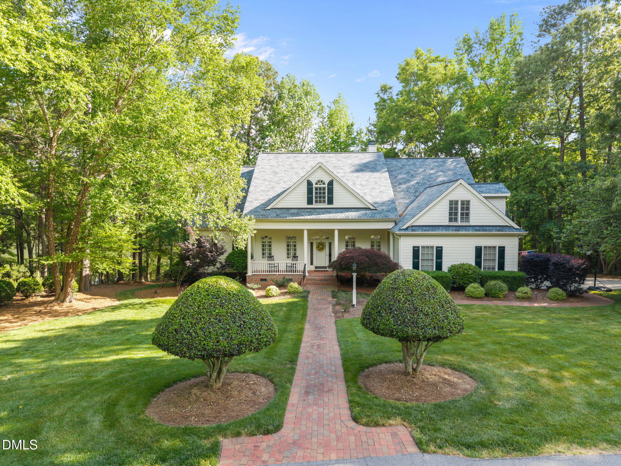 main property photo 5