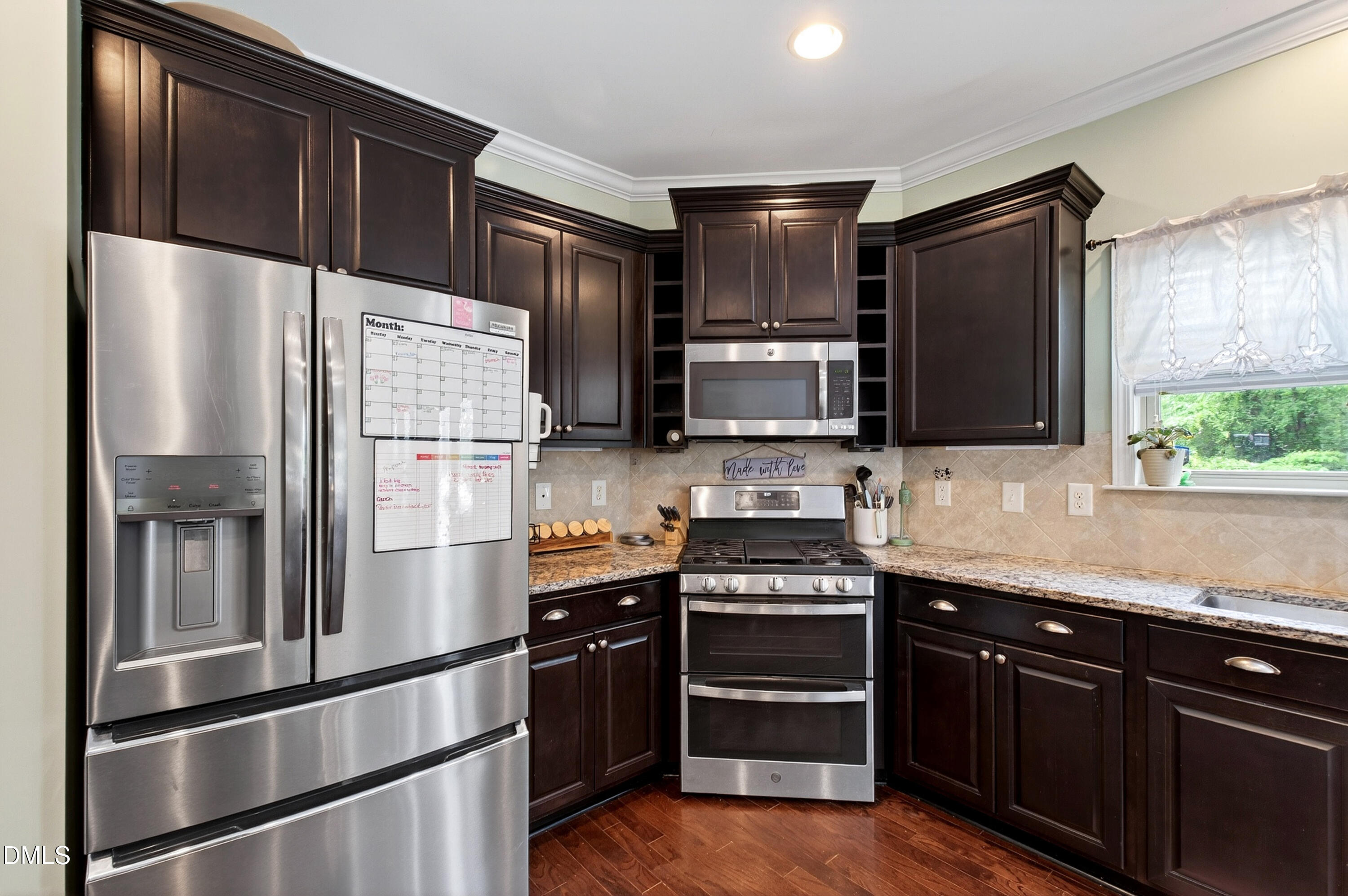 property viewer photo 12