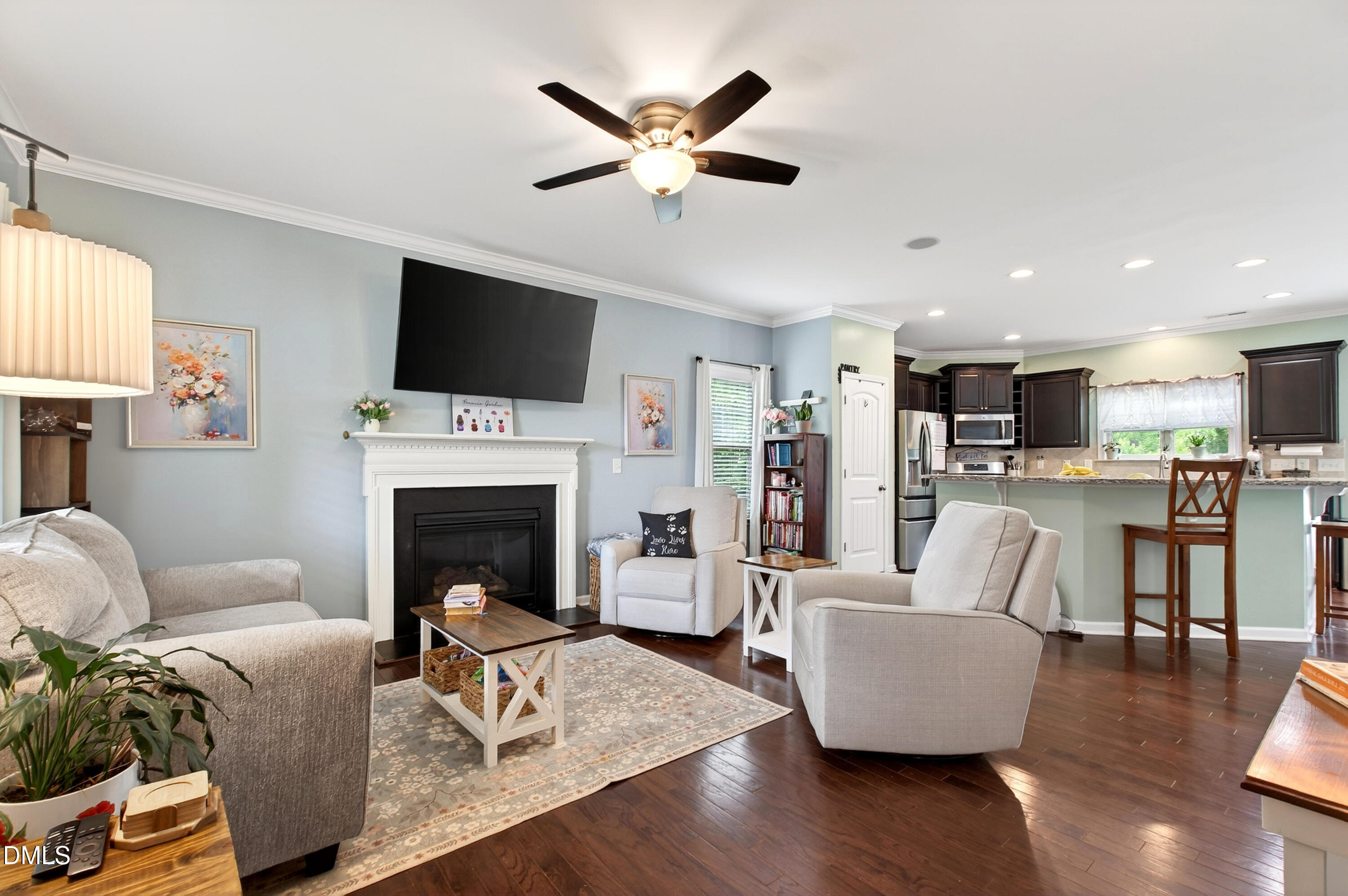 property viewer photo 15