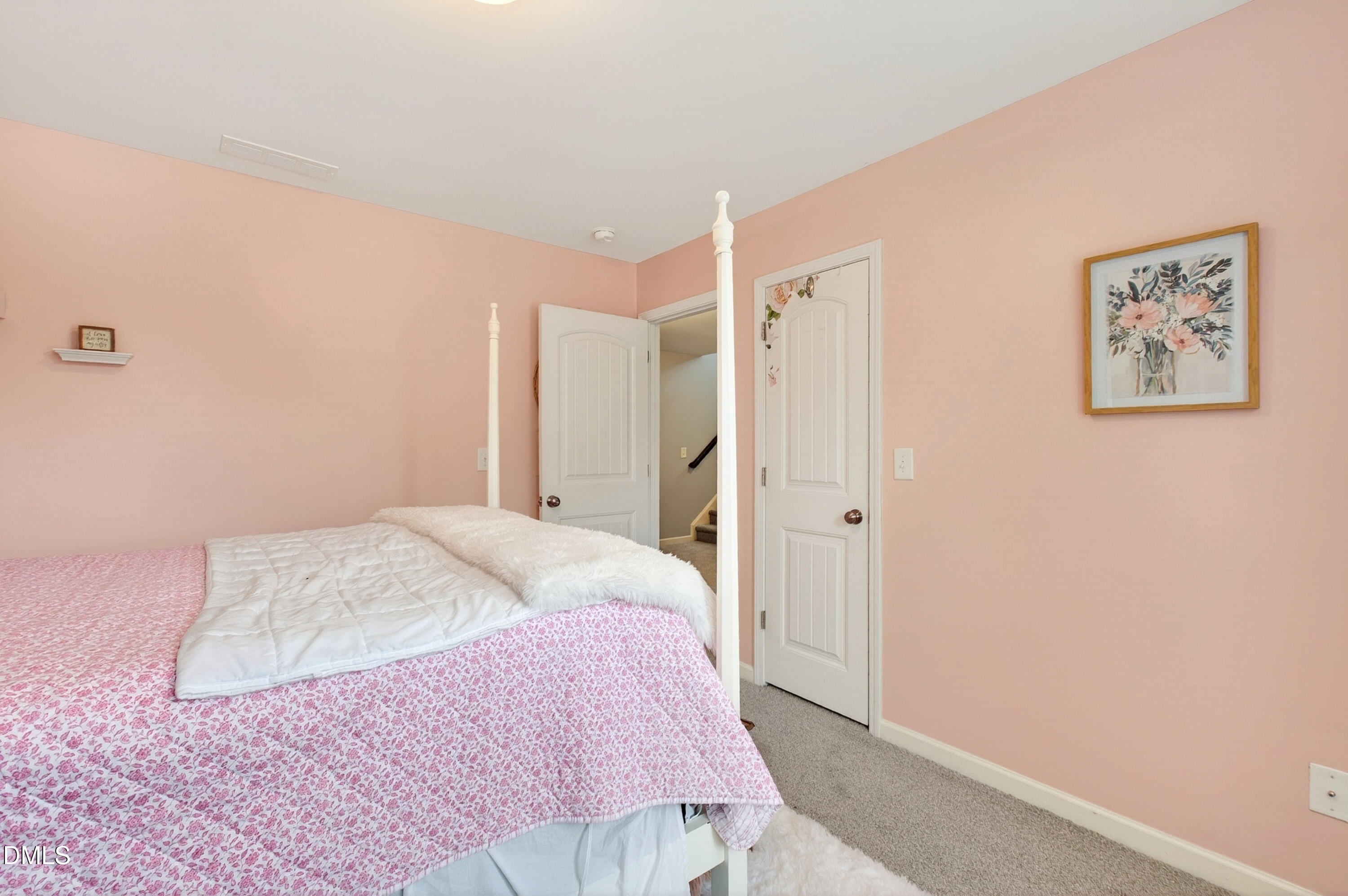property viewer photo 30