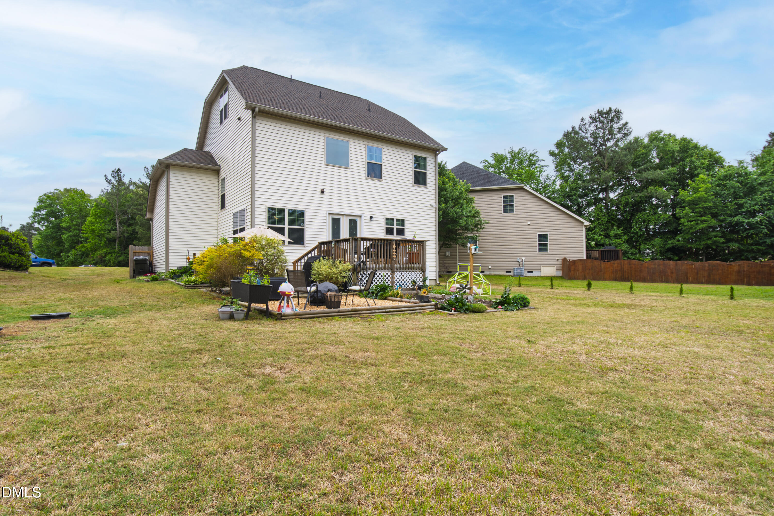 property viewer photo 41