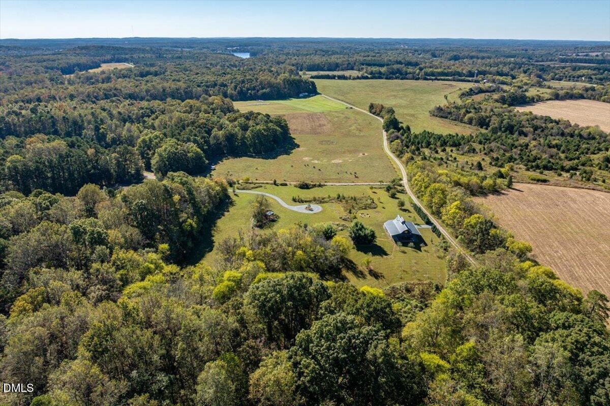 main property photo 74