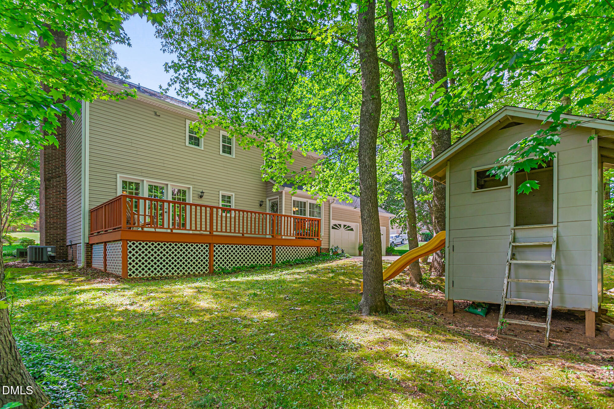 main property photo 38