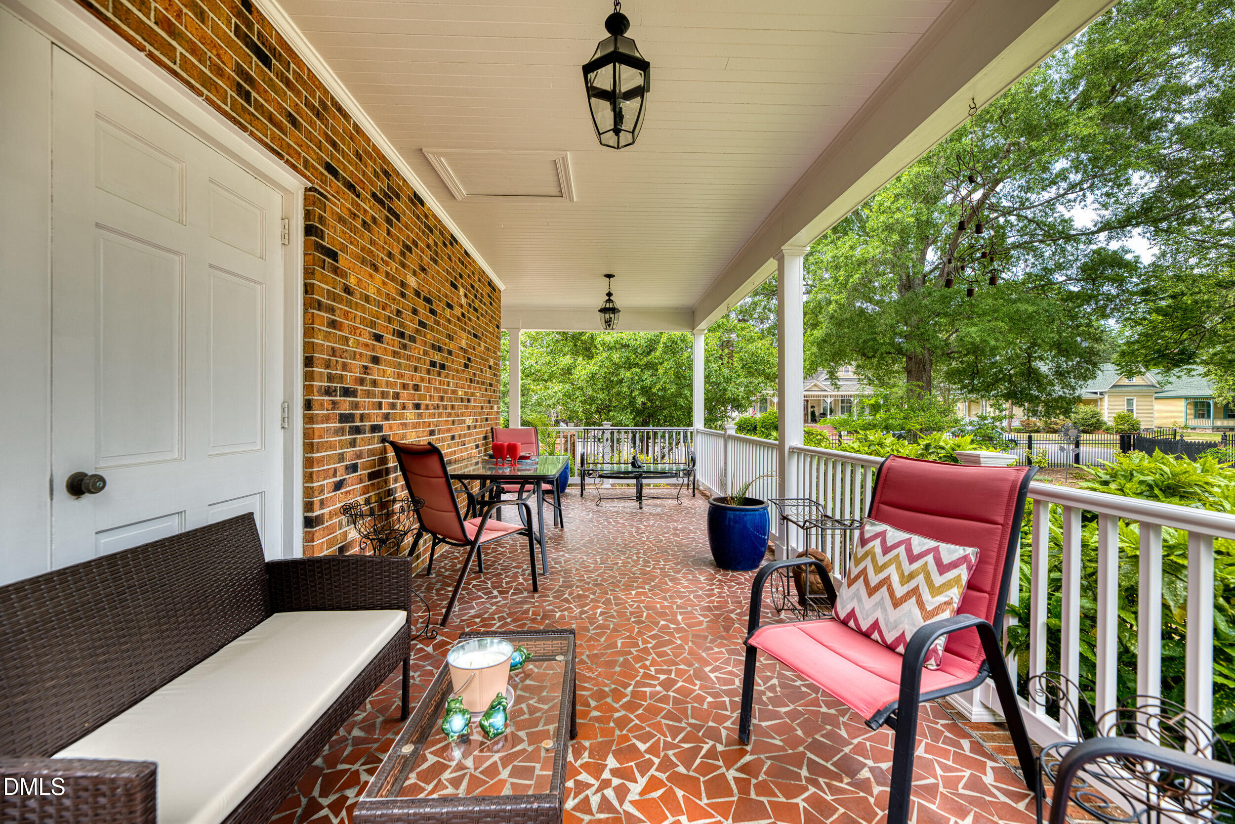main property photo 42