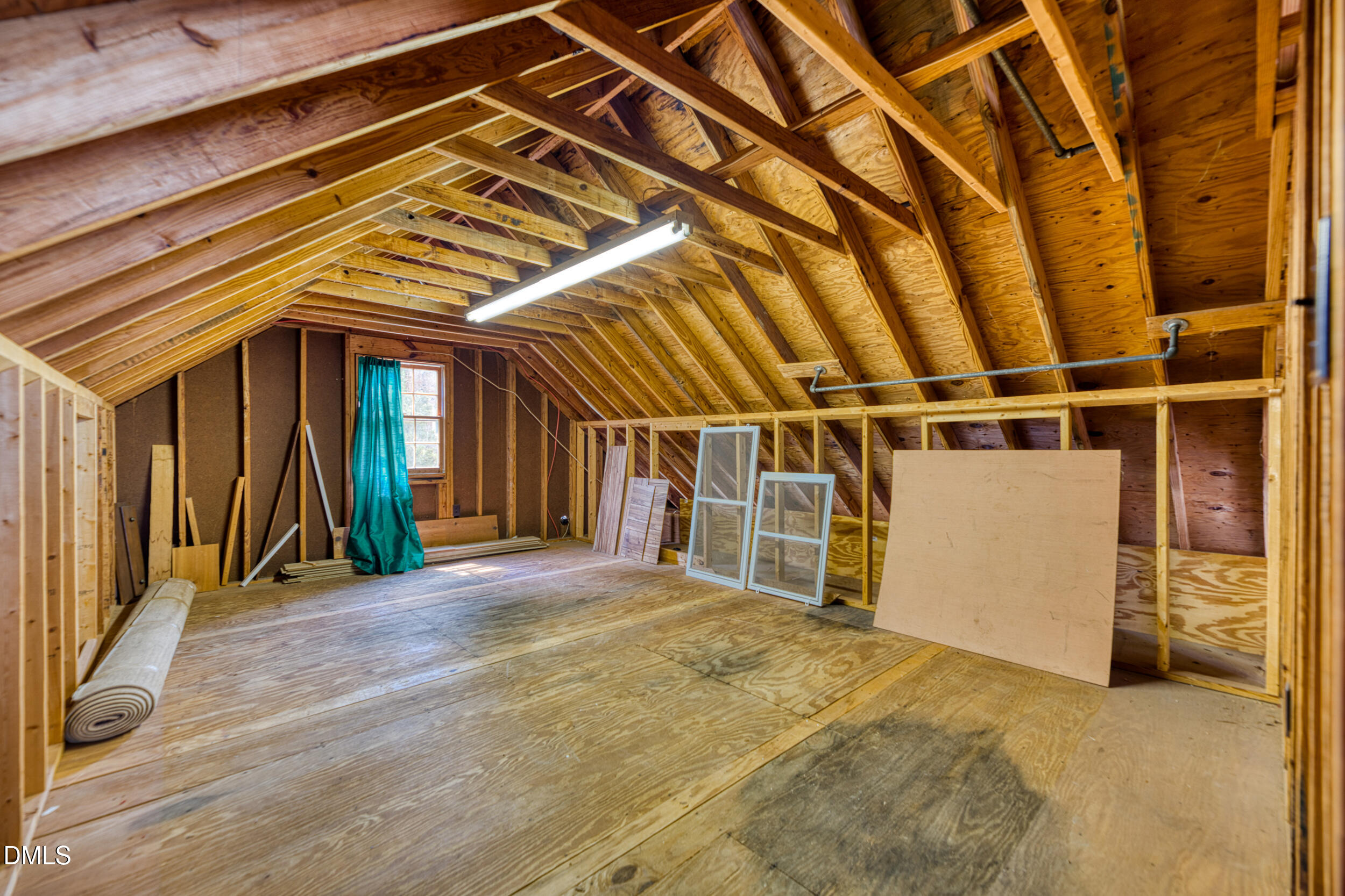 main property photo 49