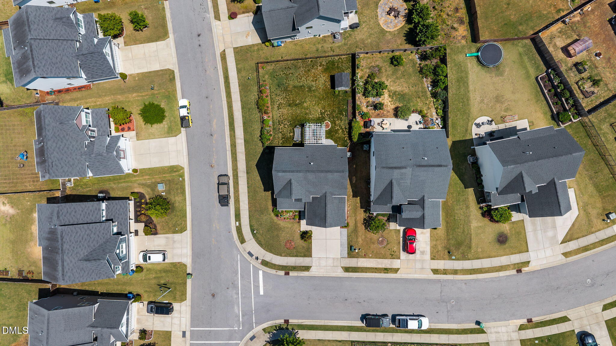 main property photo 45