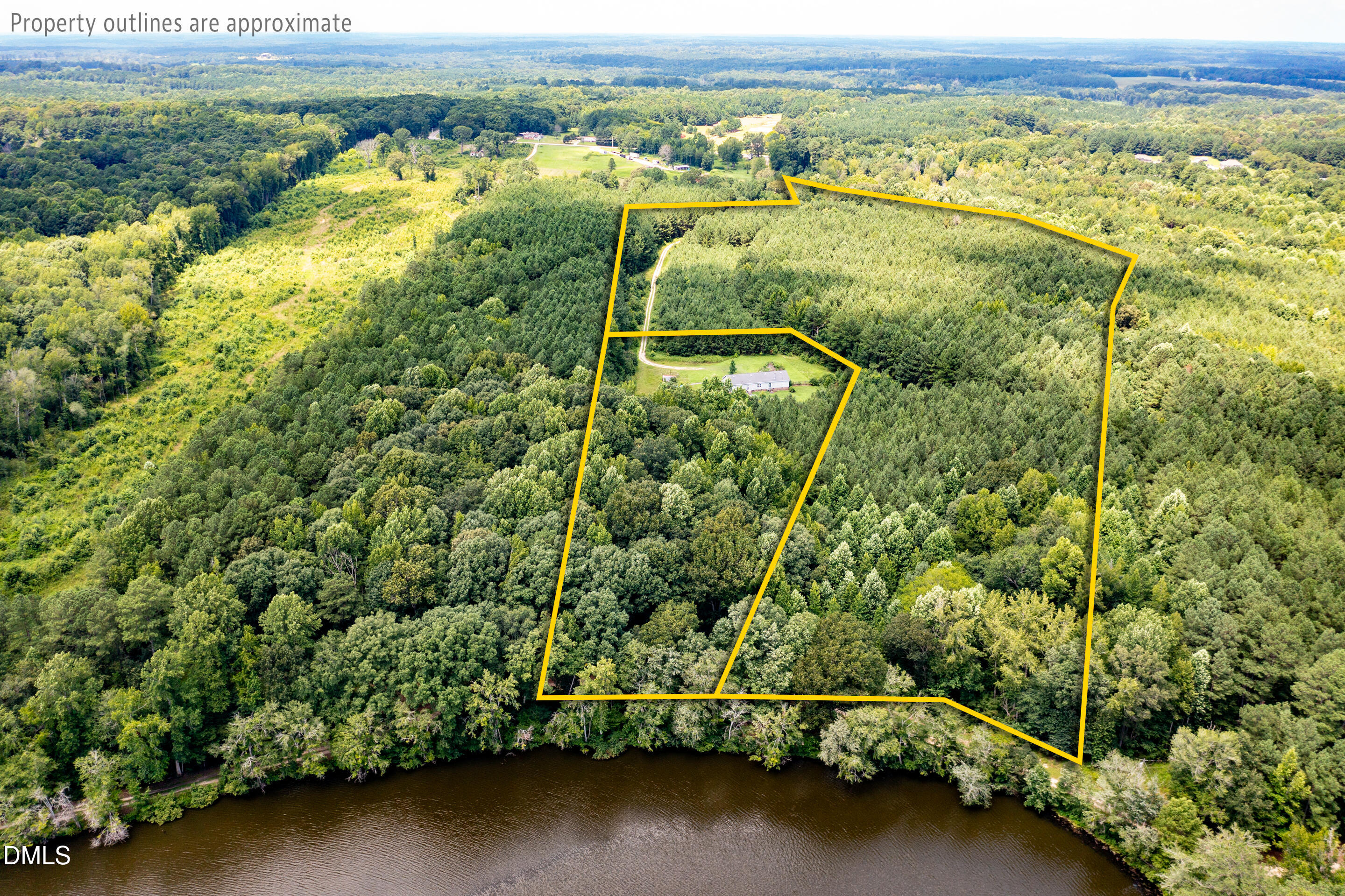 main property photo 4