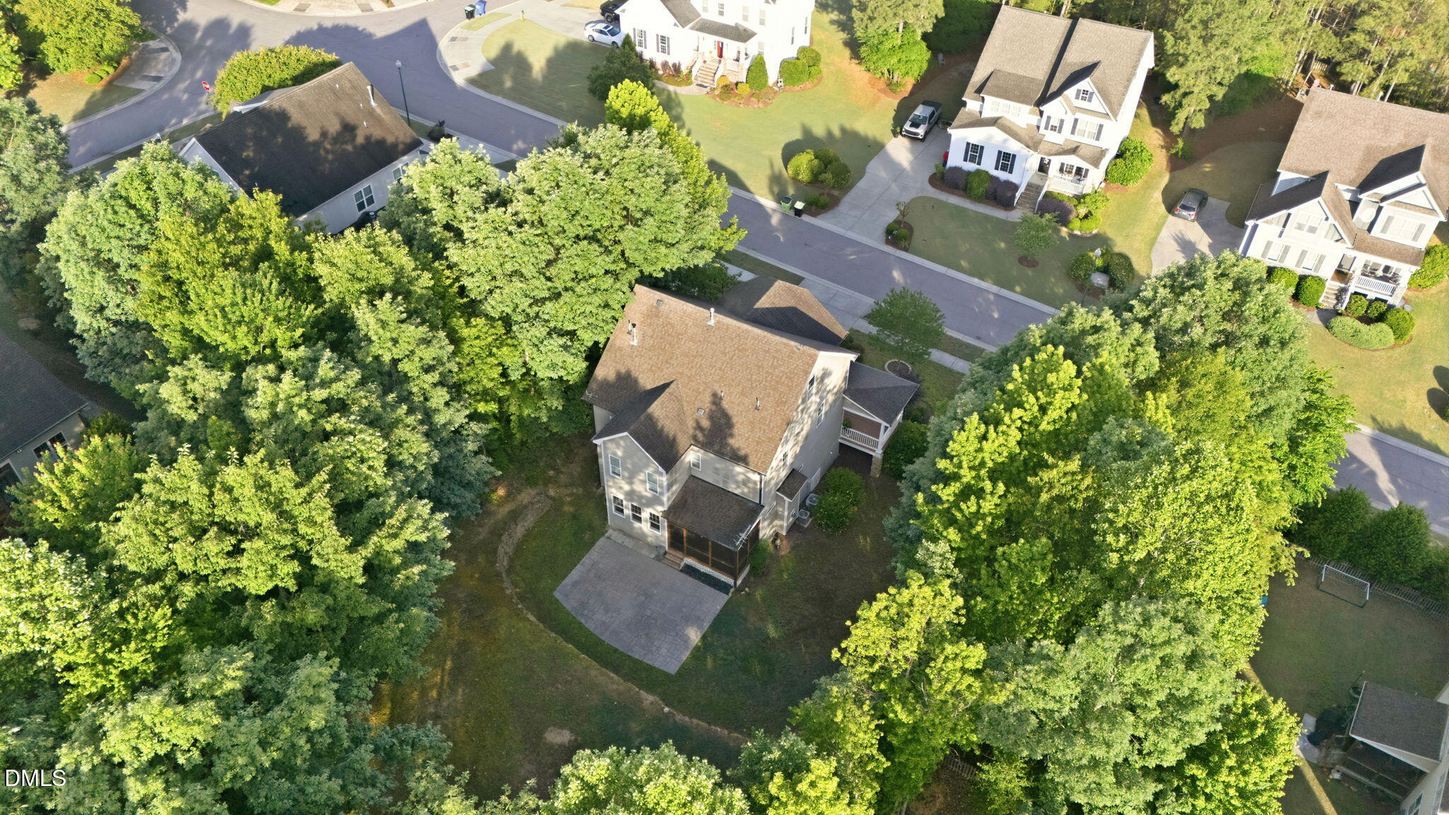 main property photo 39
