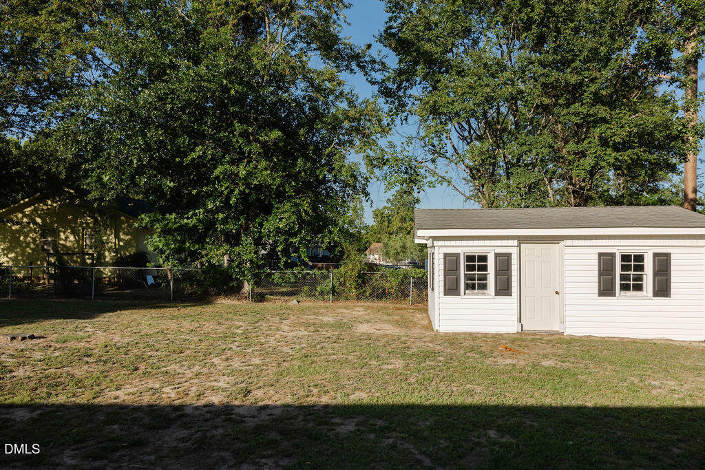 main property photo 48
