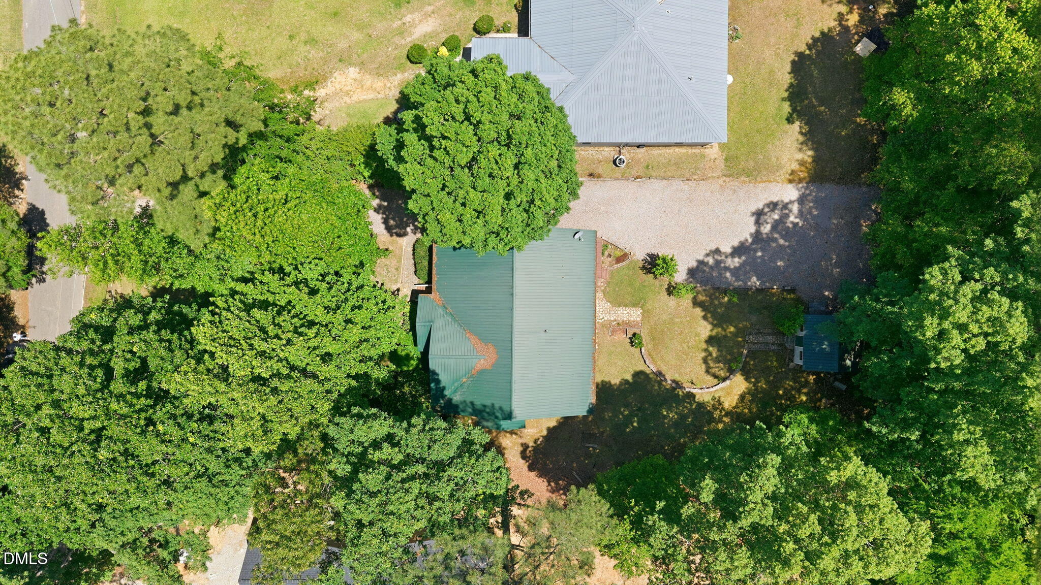 main property photo 50