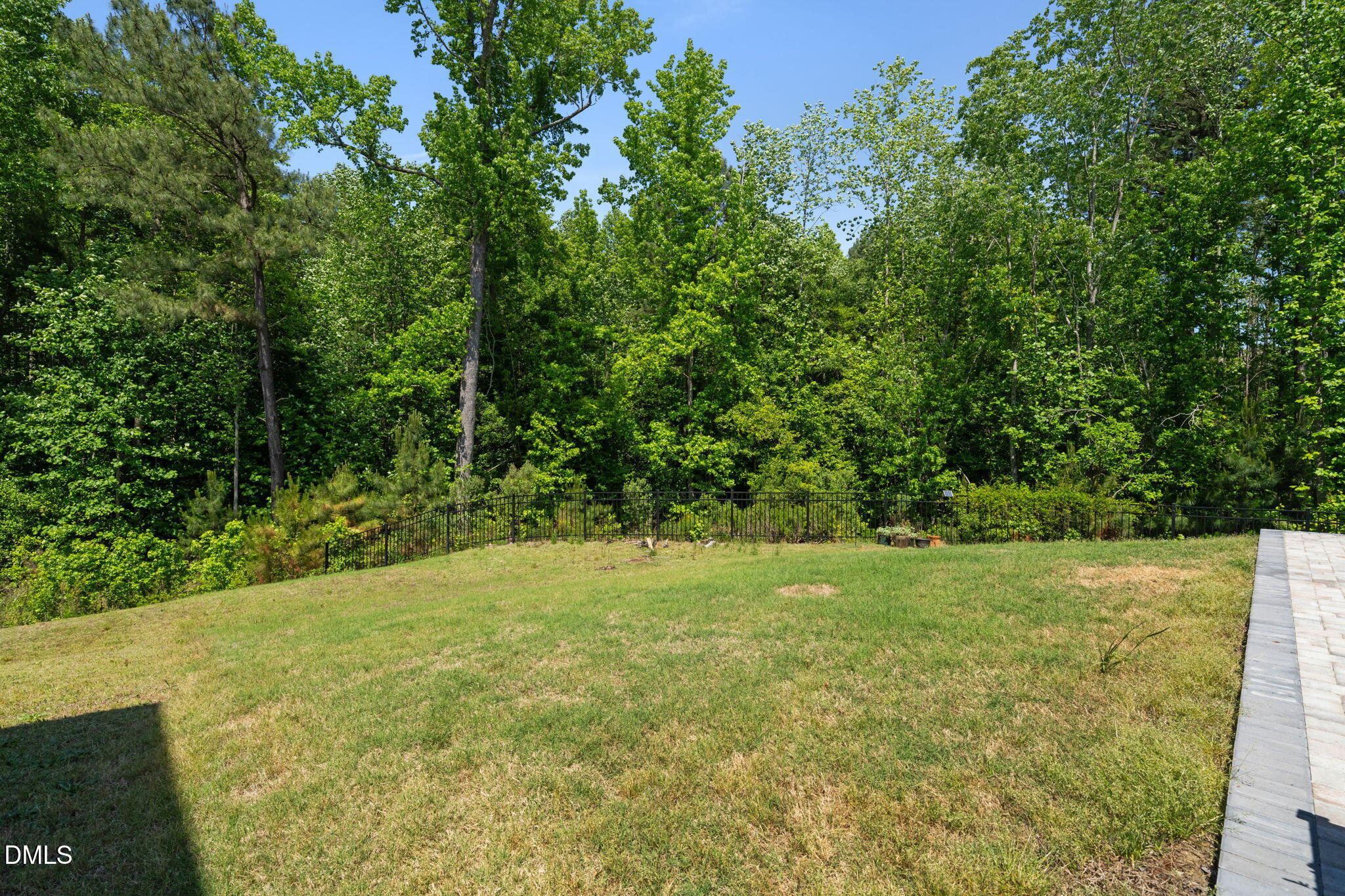 main property photo 44