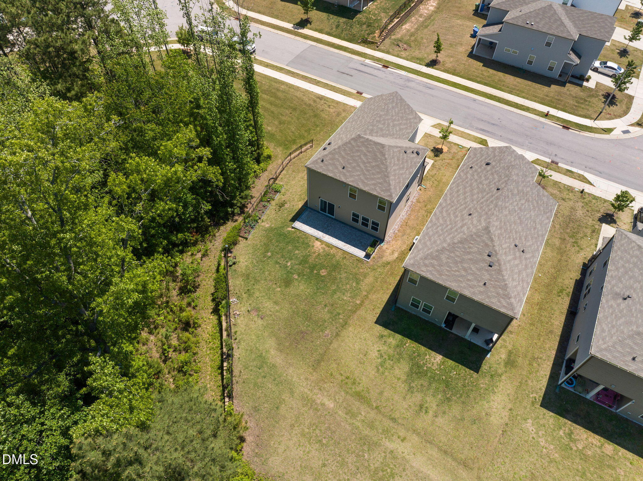 main property photo 47