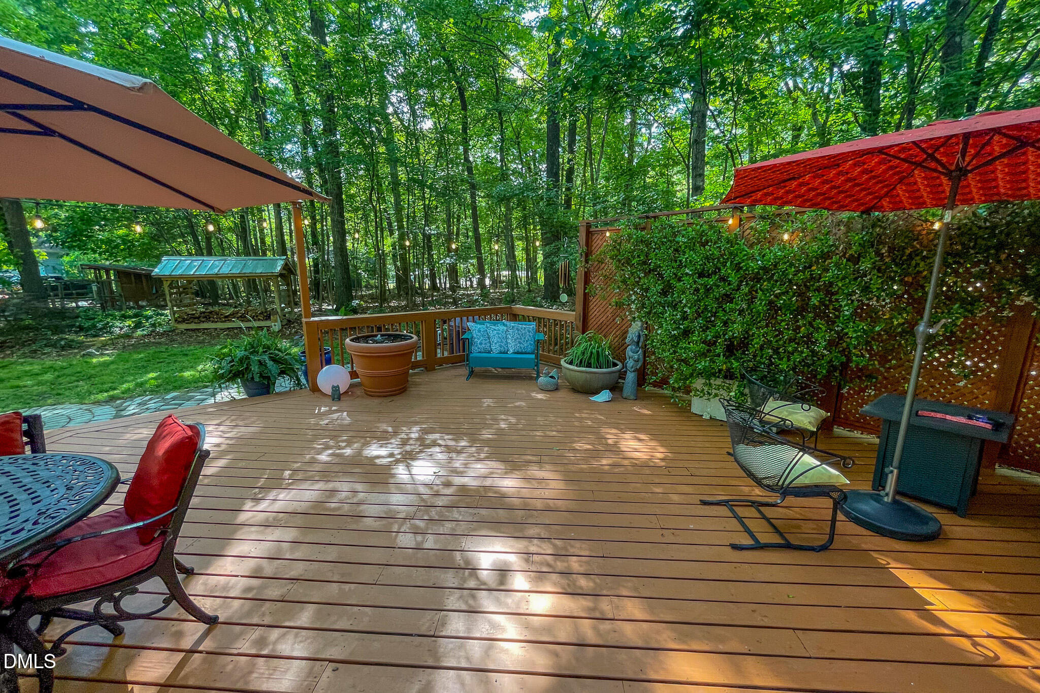 main property photo 35